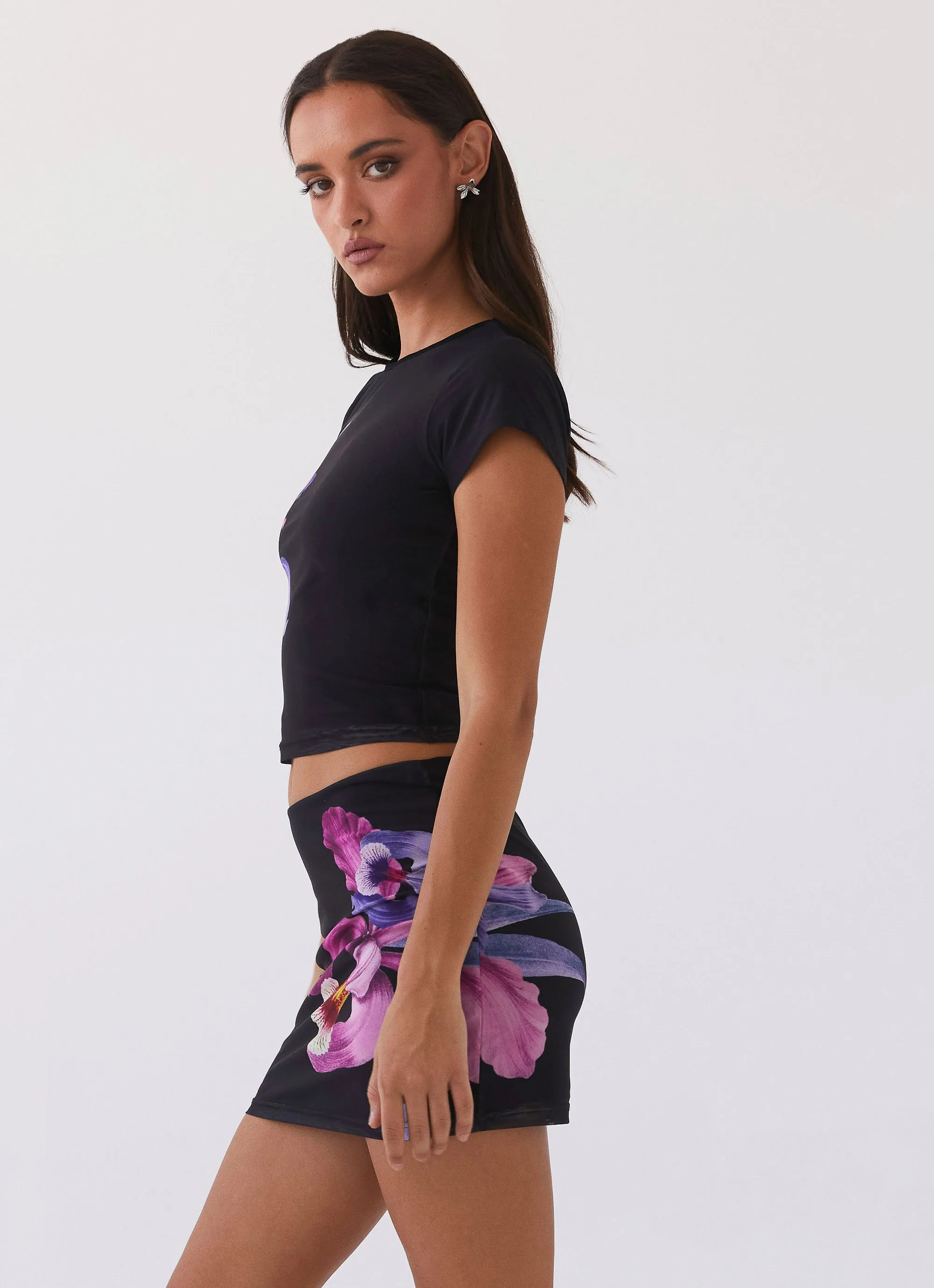 Versatile Cut Embroidered-Detail Sunset Bliss Mesh Mini Skirt - Cosmo Floral