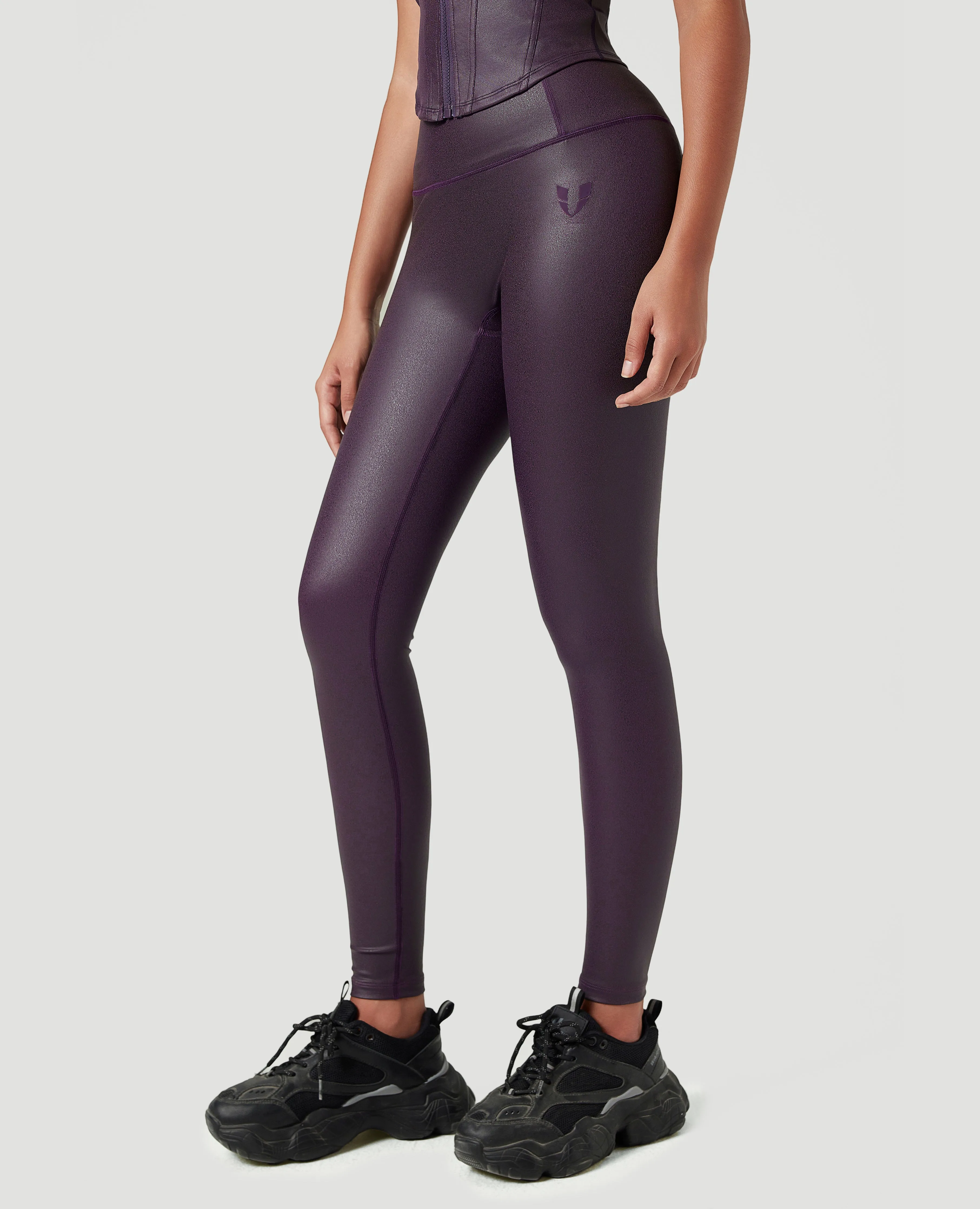 Functional Wear Yoga Class Breathable Fabric Breathable & Sculpting Faux Leather Pocket Leggings - Purple