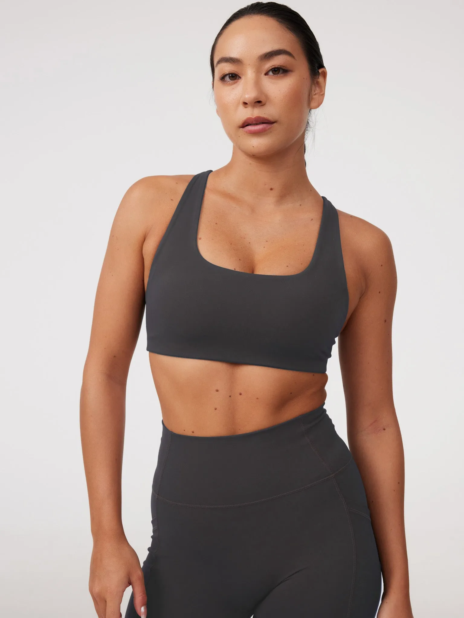 Pink active clothing Revitalise Bra 2.0 in Stepper