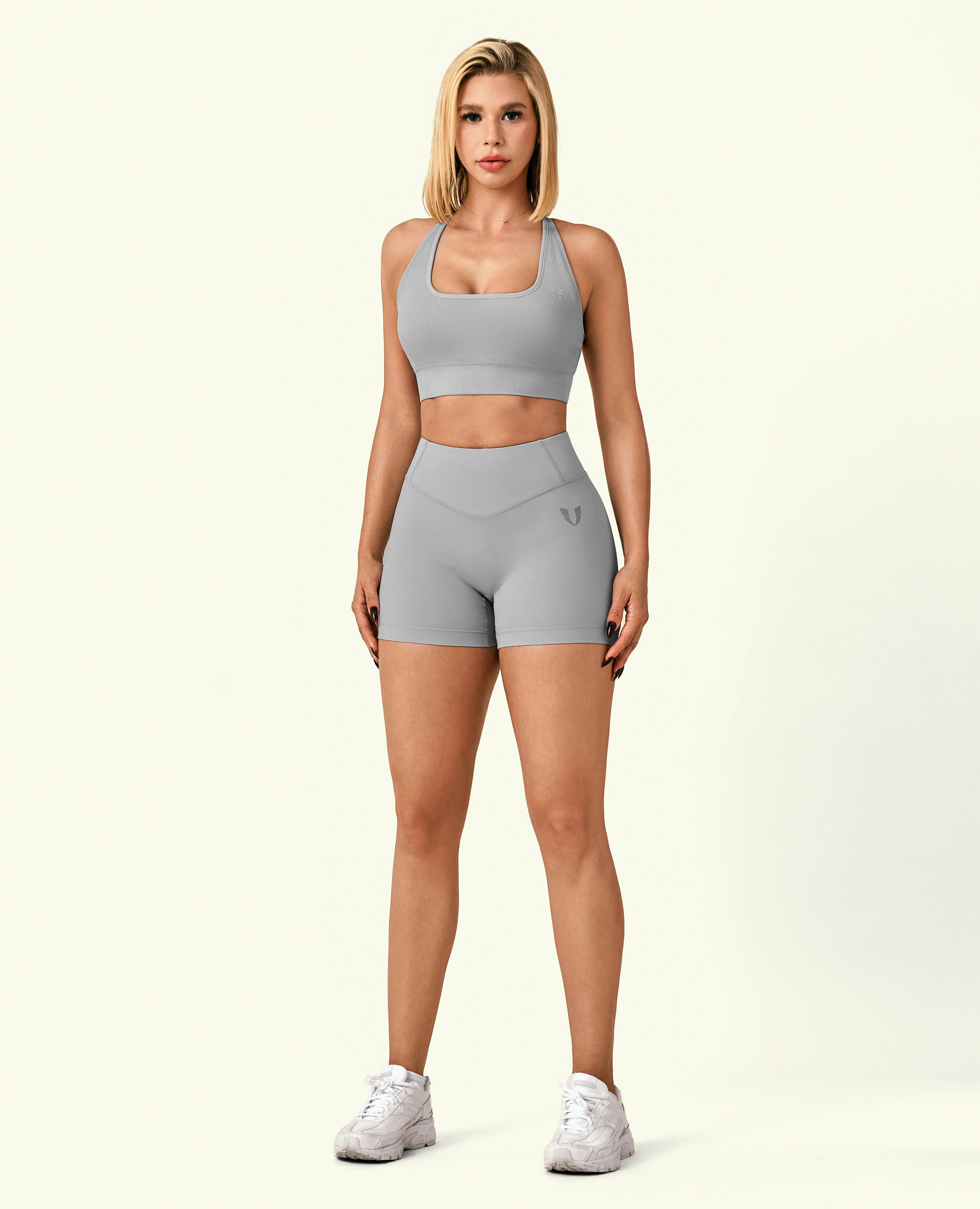Non-Irritating Edges Raw edges seams Everyday Powerful Seamless Bra - Cement Grey