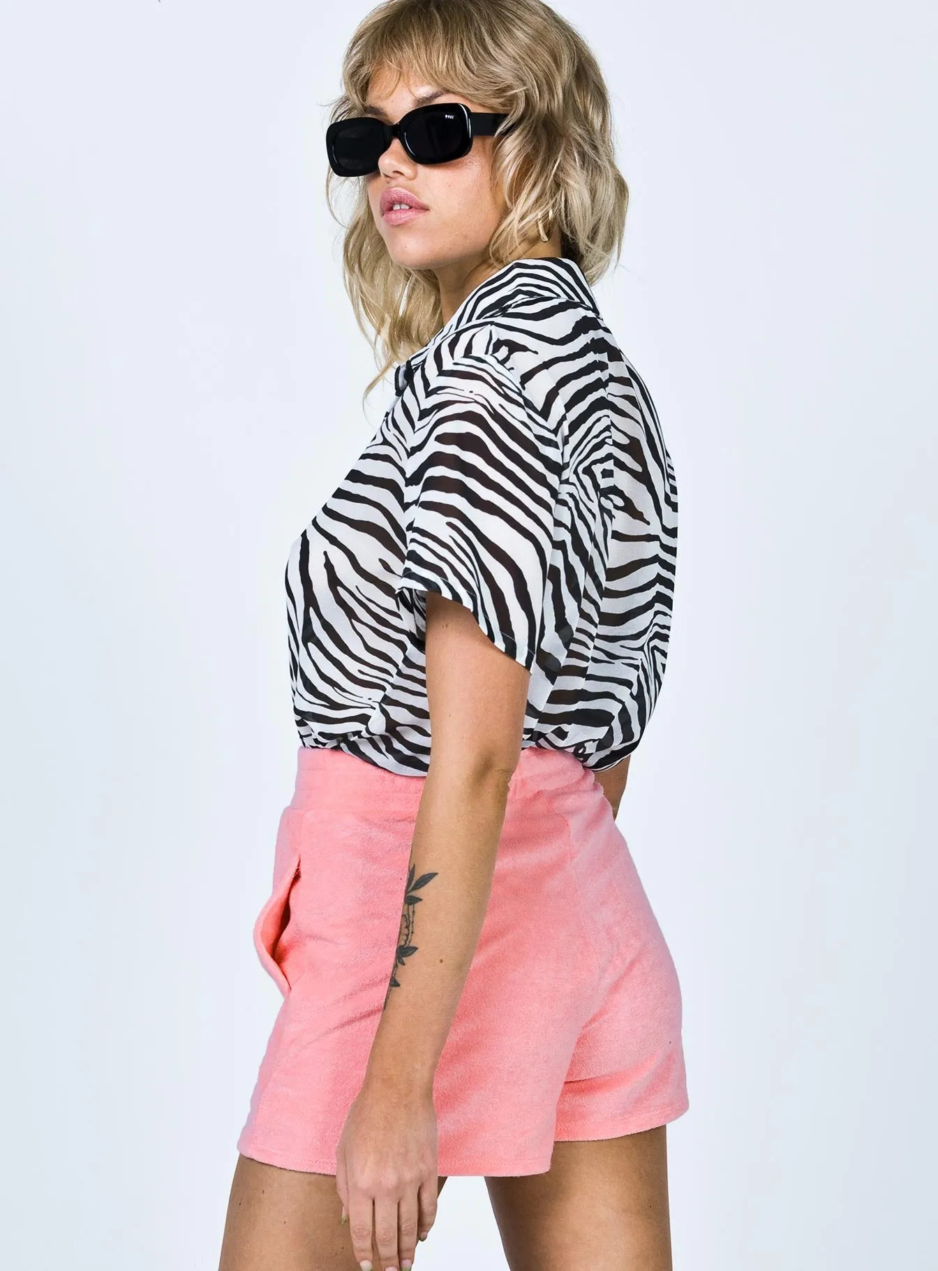 Morgan Shorts Pink outdoor mode TemperatureControlTechnology