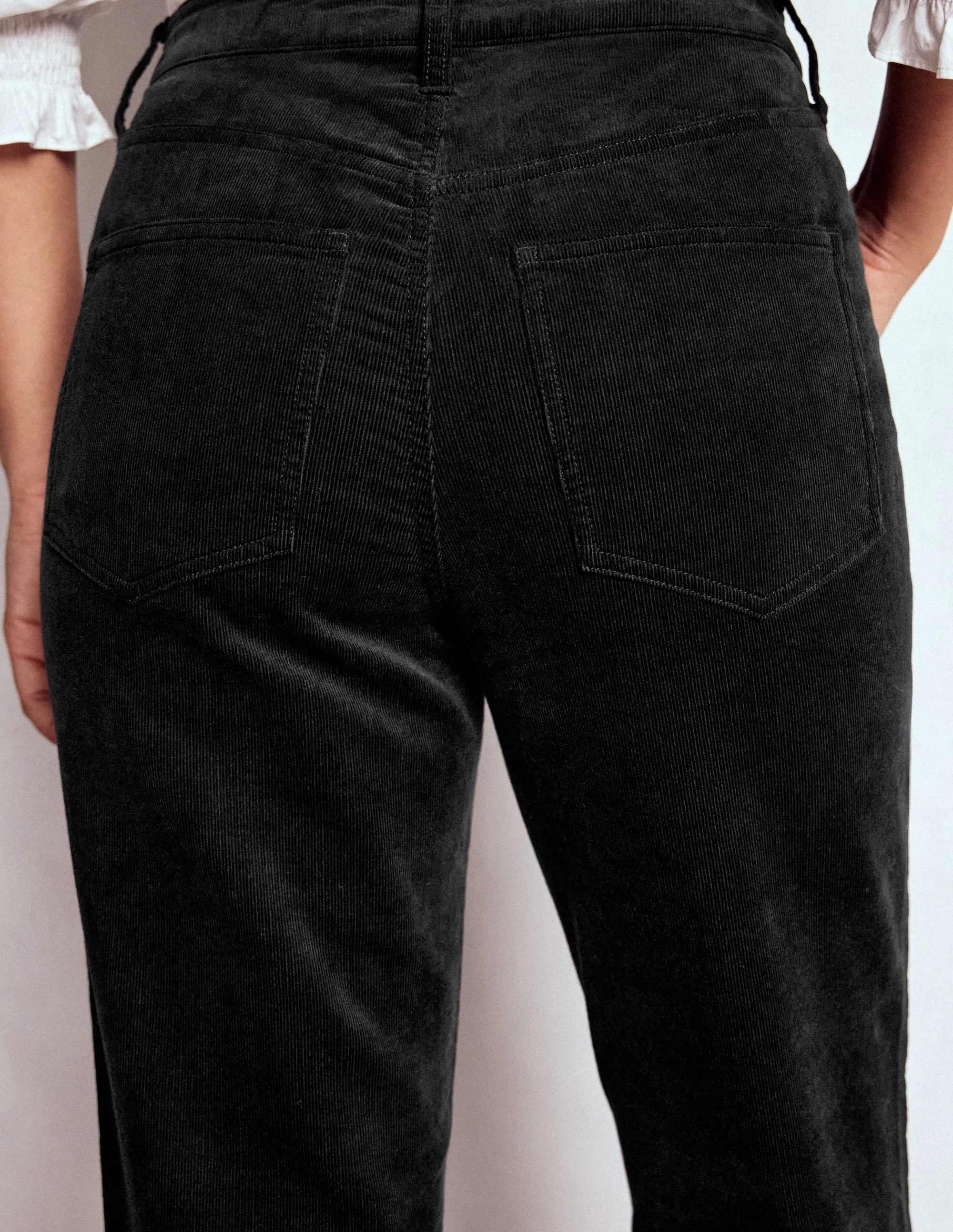 High-Waisted Cord Slim Jeans-Black Neutral Lightweight Relaxed Aesthetic