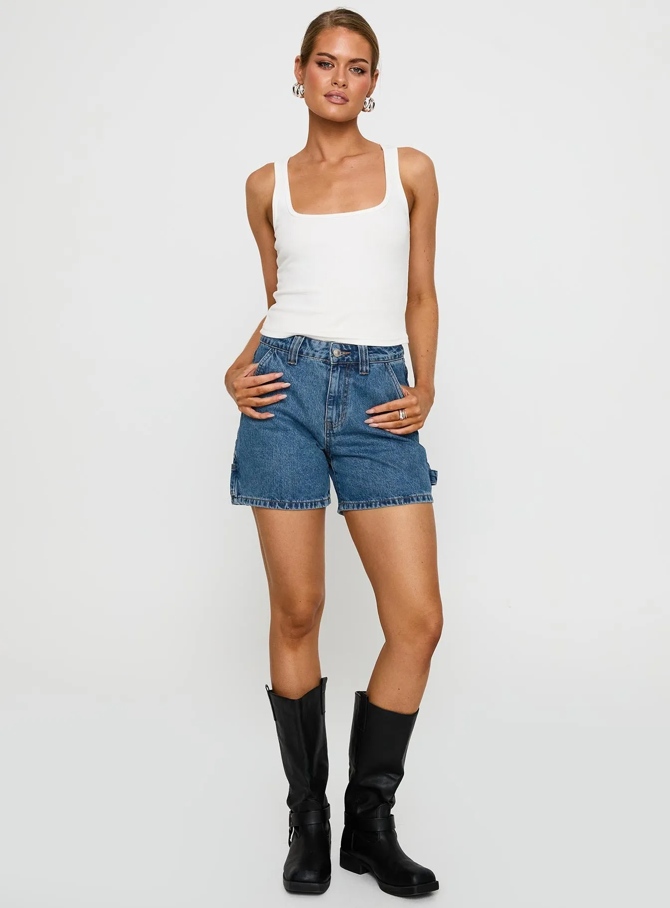 Lou Carpenter Denim Shorts Mid Wash ThermalRegulation LowProfile Design