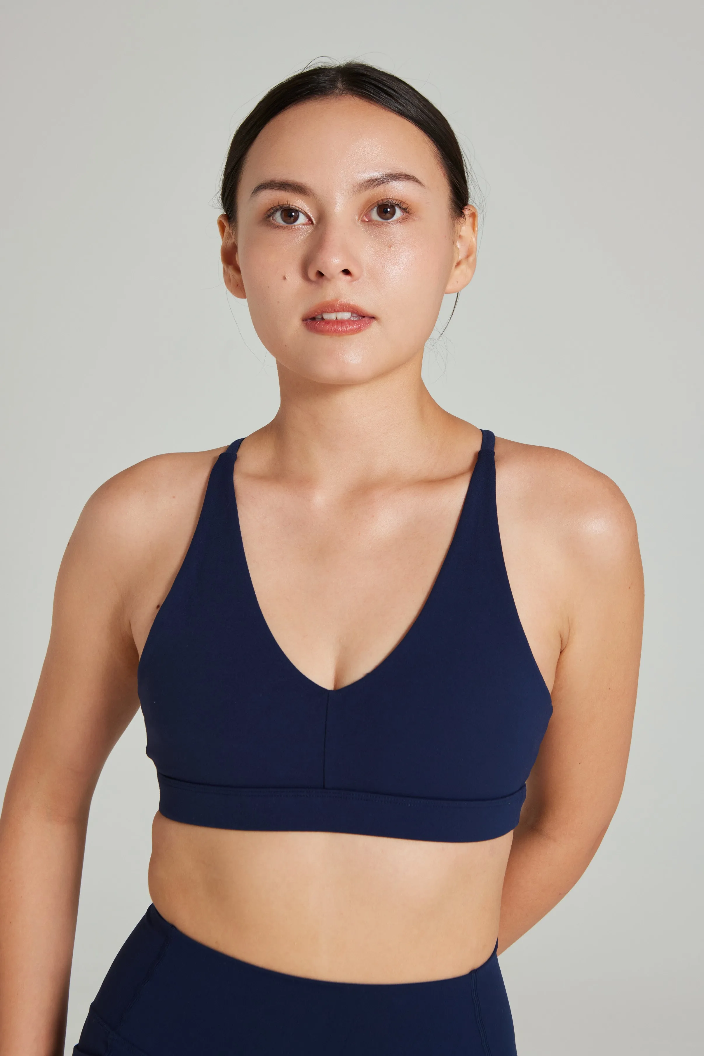V Plunge Bra 2.0 in Dive Flexible structure Smooth Design
