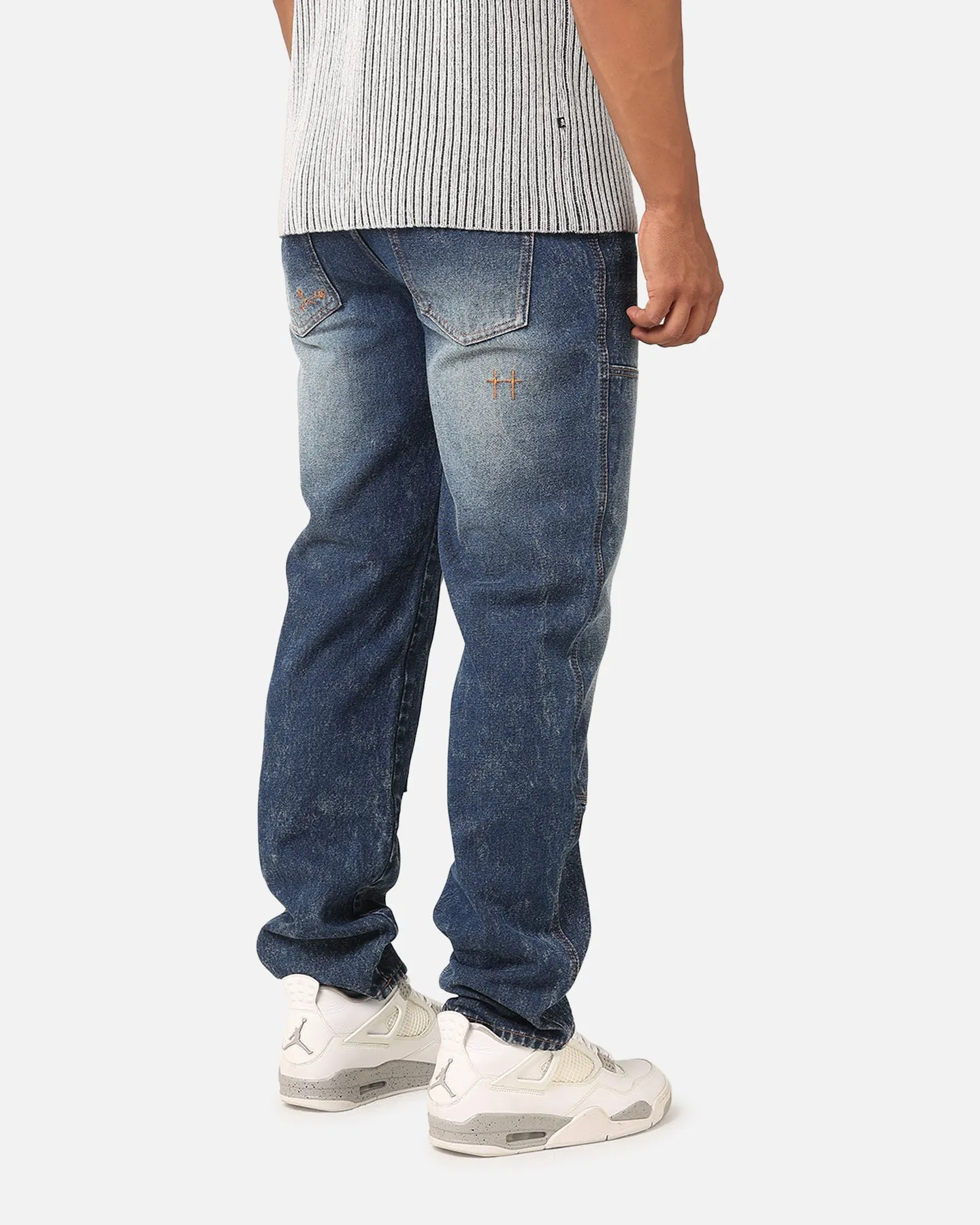 Sustainable Student Outfit Nature Lover Light material Saint Morta Pyskhe Rodeo Jeans Dark Indigo