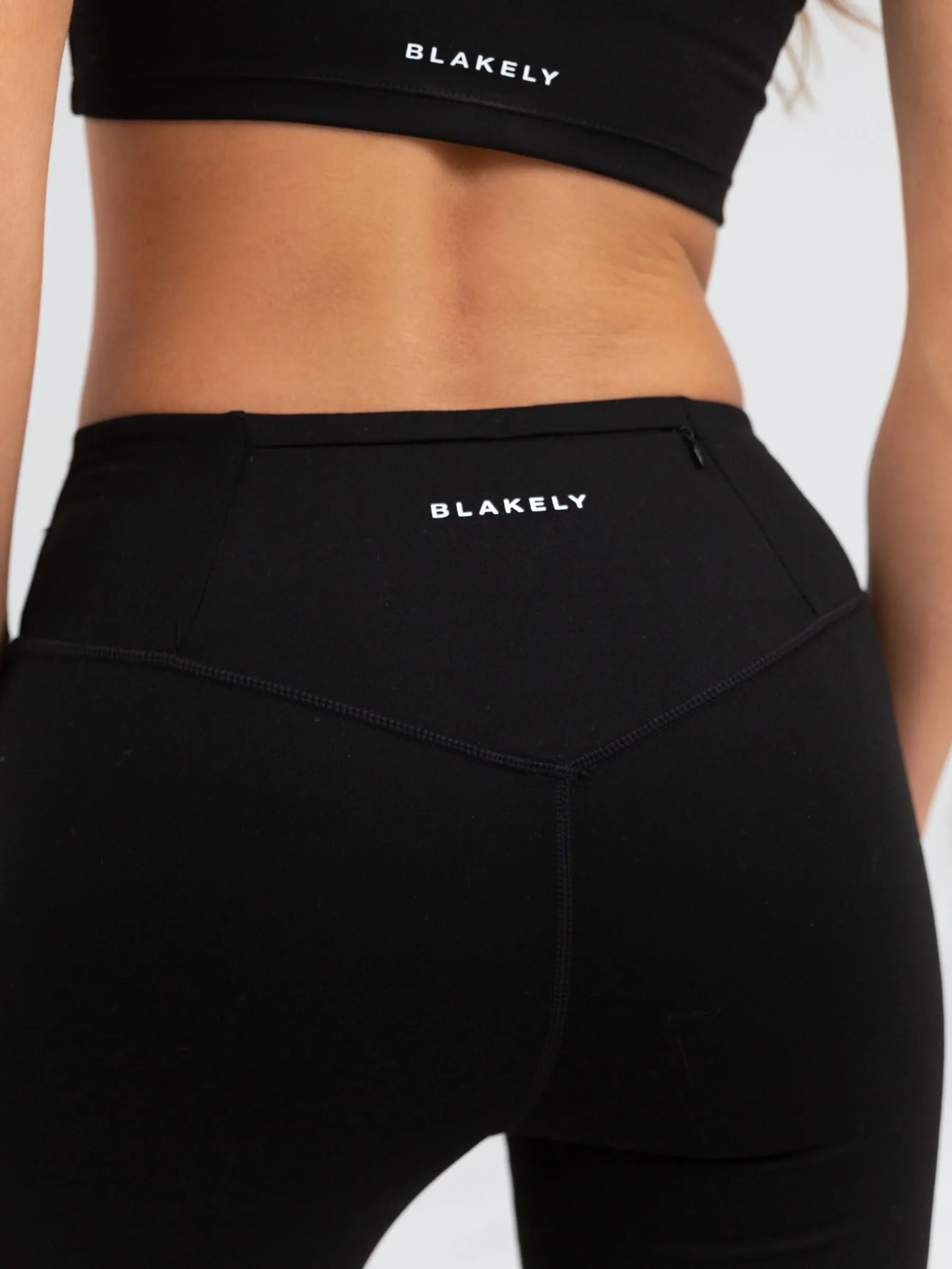 Flexible Fabric Soft Sculpt Wide Leg Leggings - Black