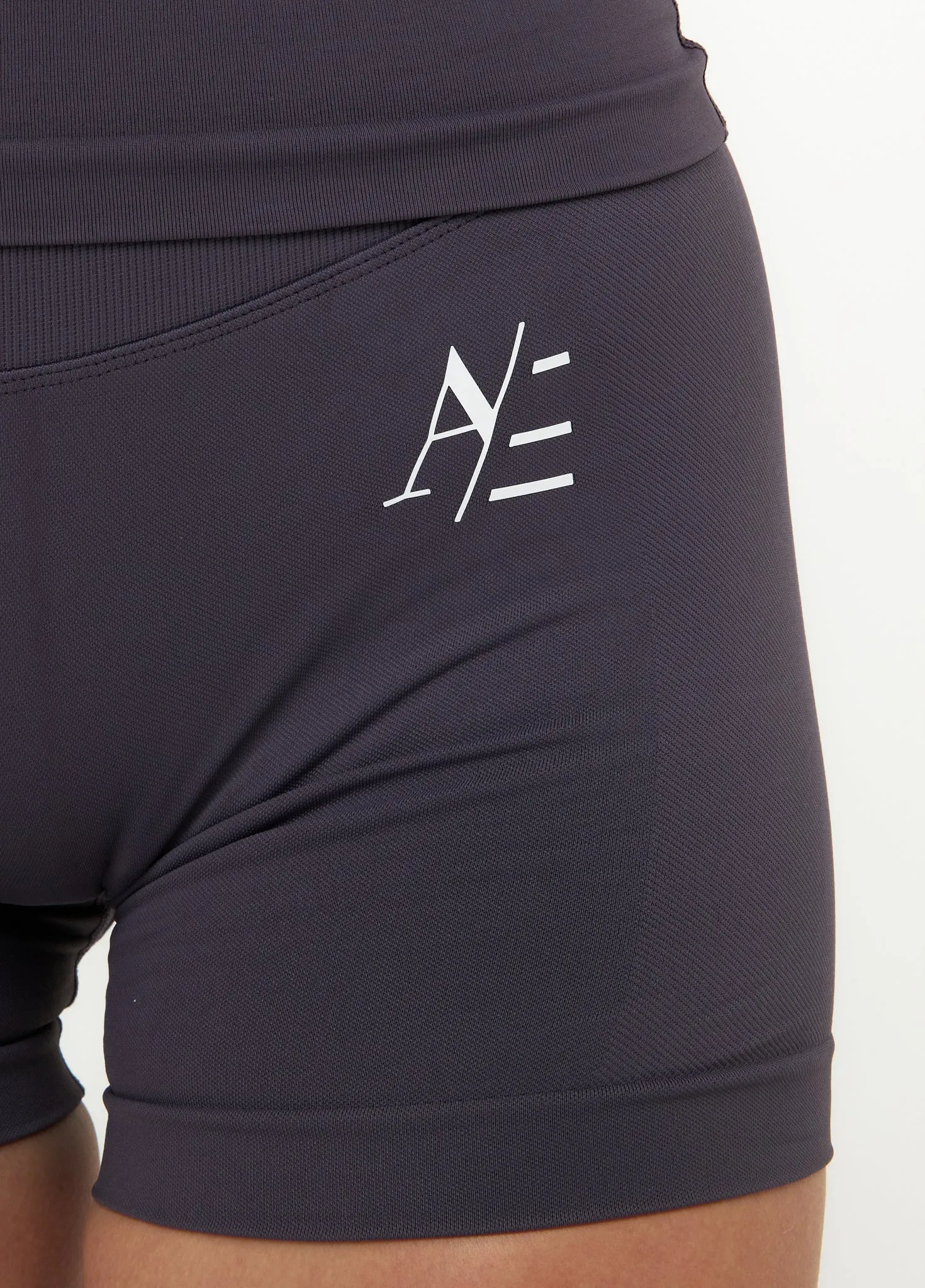 Sport Short Graphite Grey NonIrritatingTags