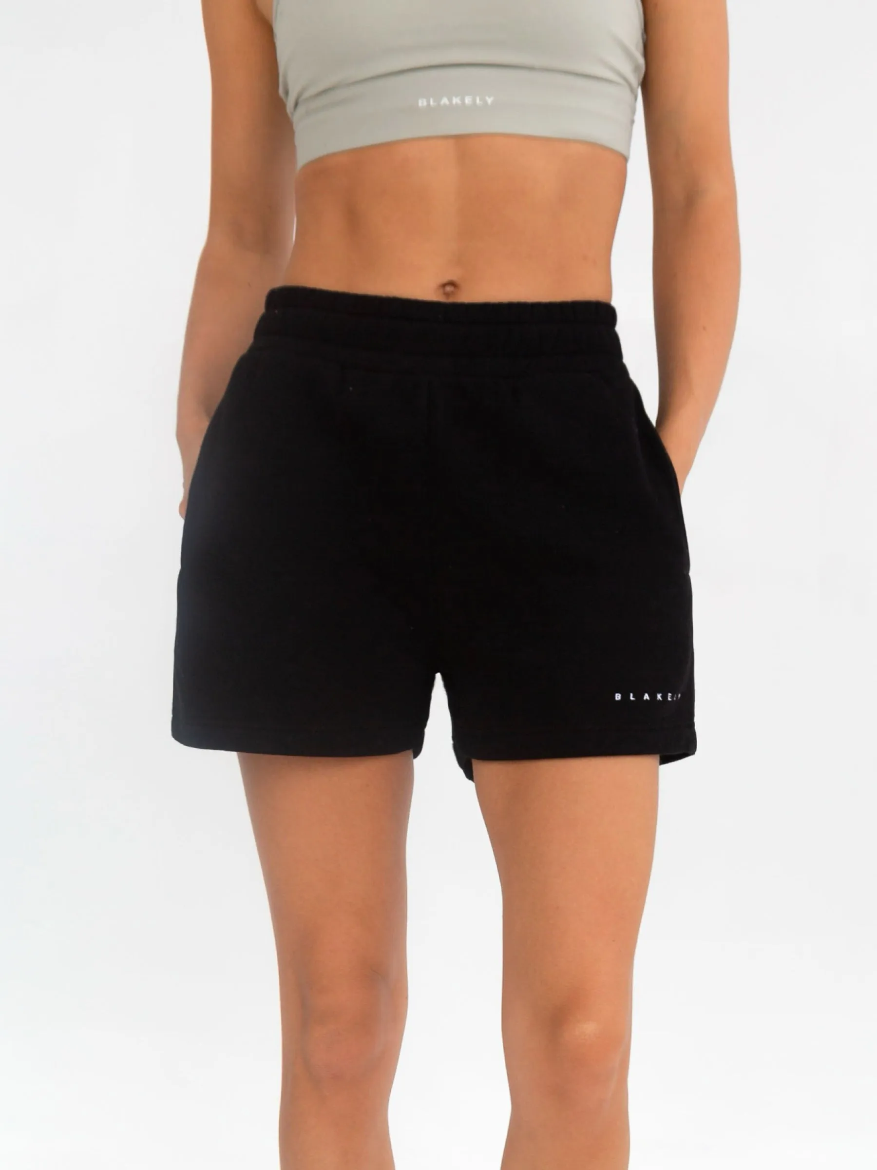Fastening Closure Isabel Jogger Shorts - Black