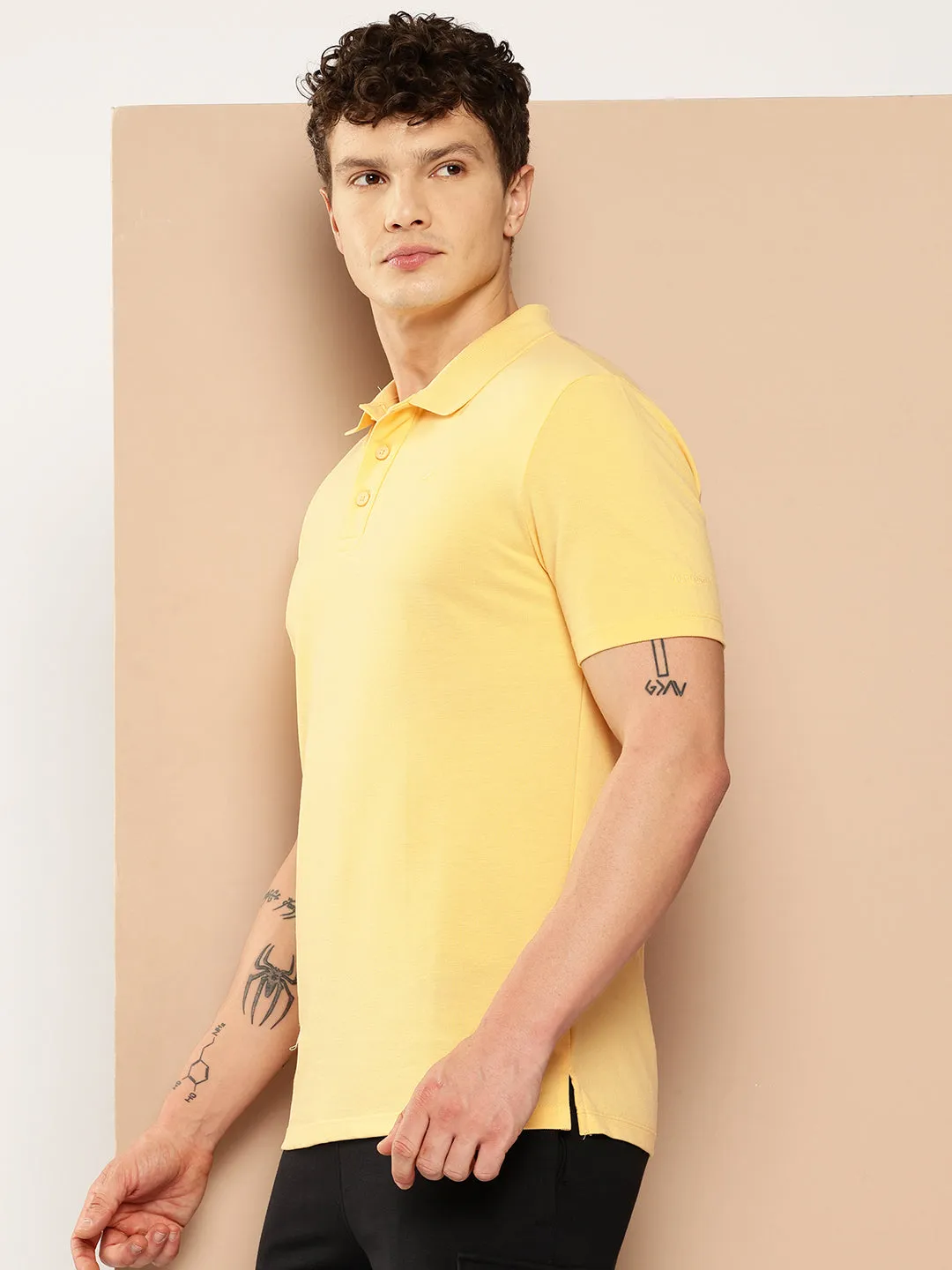 Ease Polo Travel Essential Breathable Mesh Panels