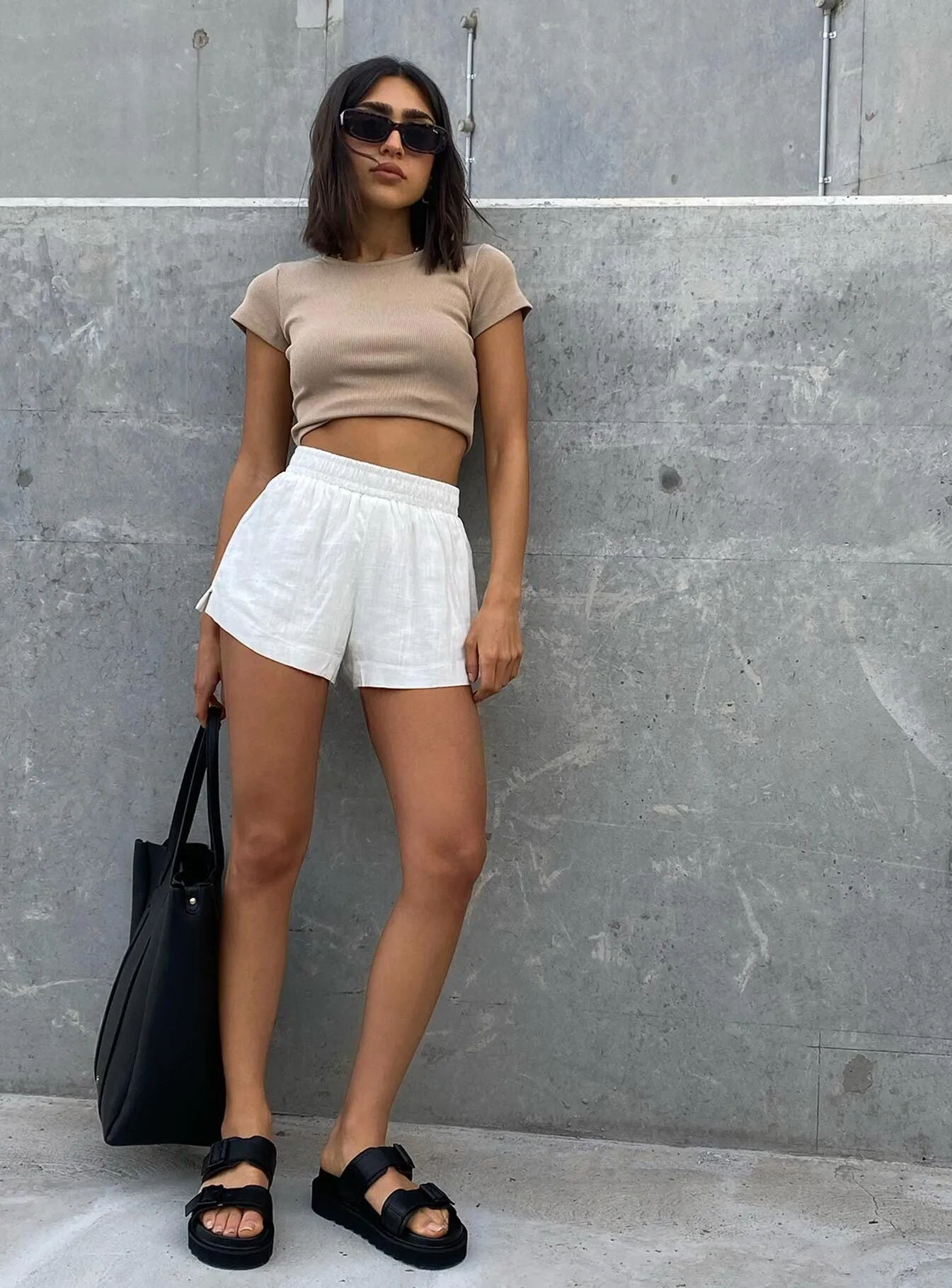 Beach House Shorts White Regular Fit