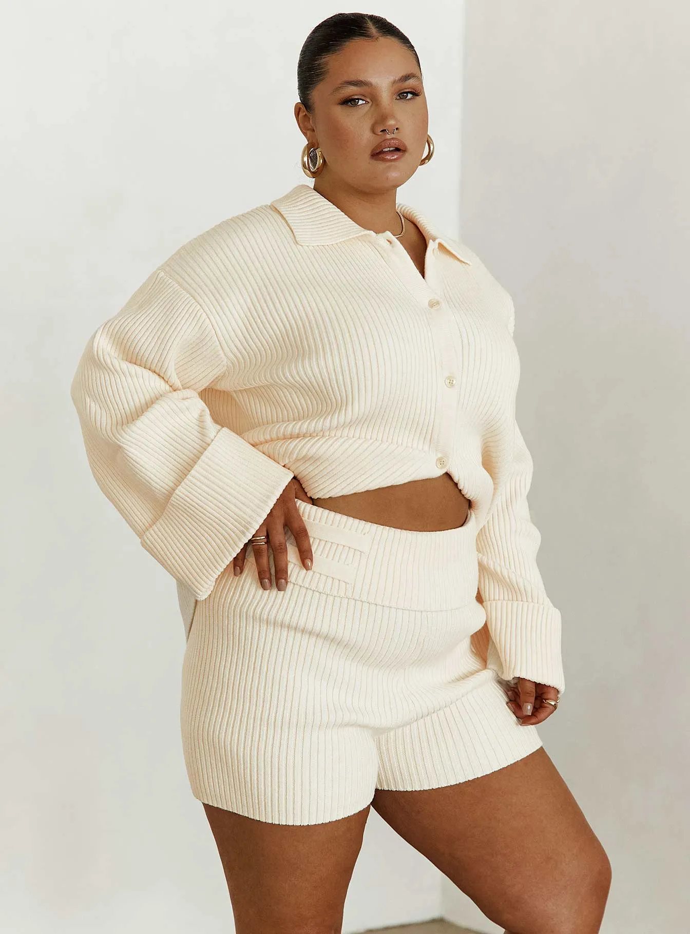 Jadri Knit Shorts Cream Curve Wind Ease