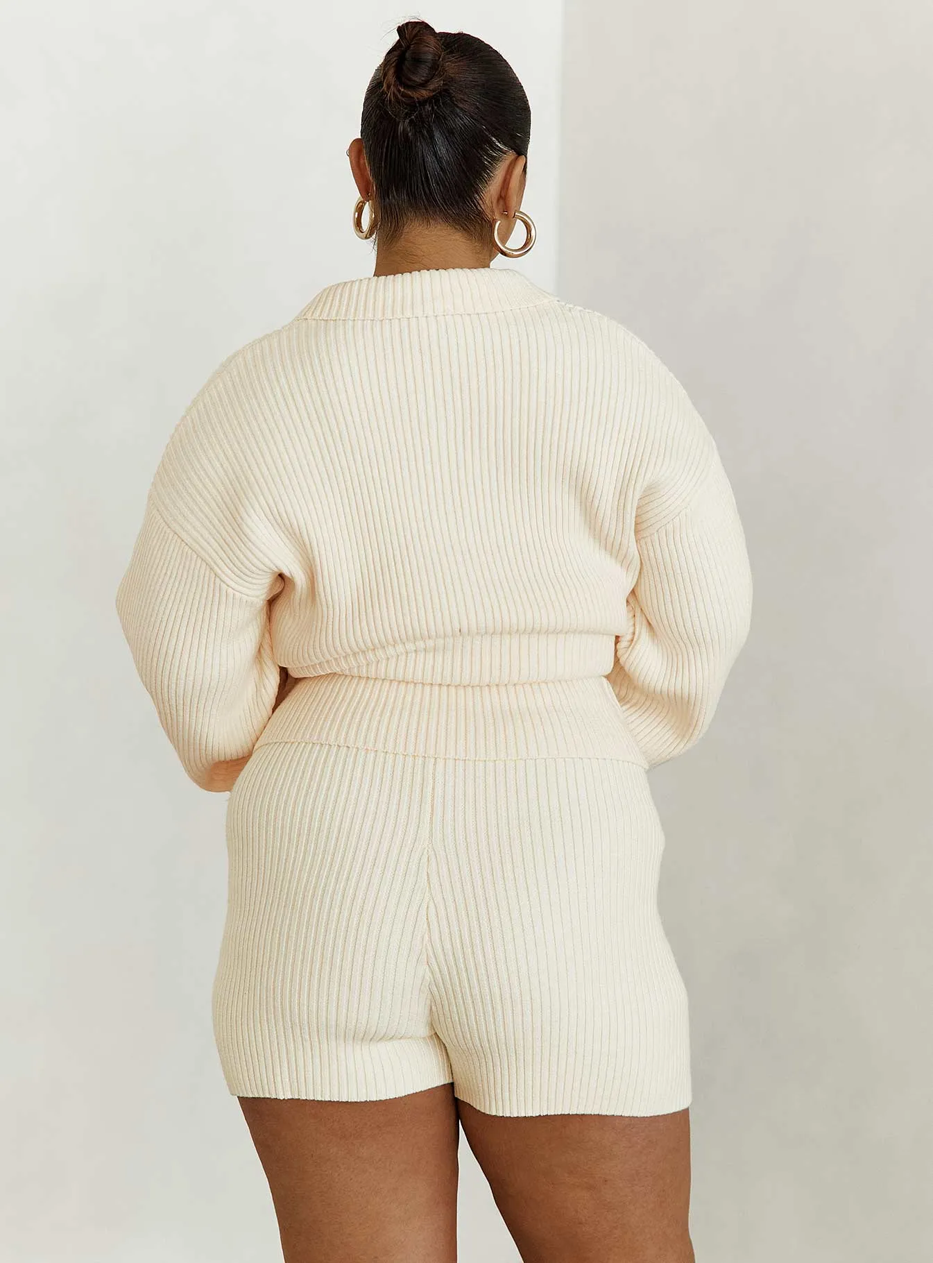 Jadri Knit Shorts Cream Curve MultiPocket System