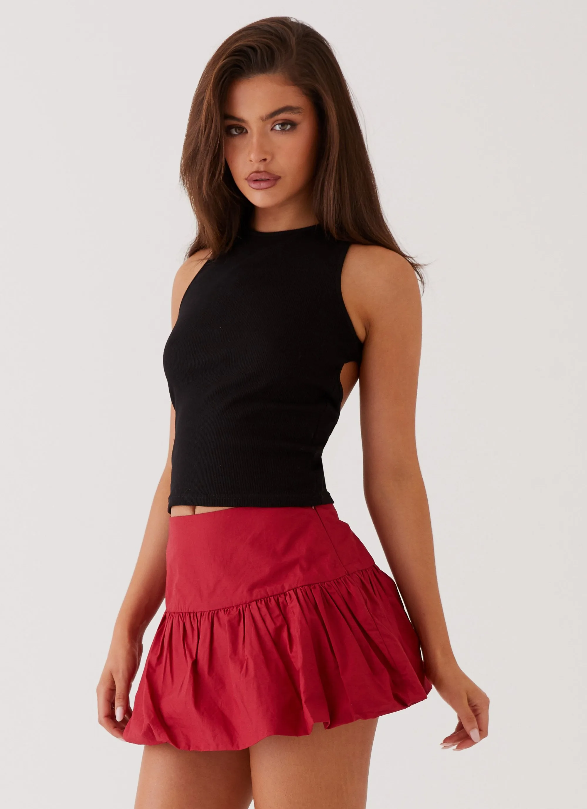 Pleated design Solid-color Hotel California Low Rise Mini Skirt - Red