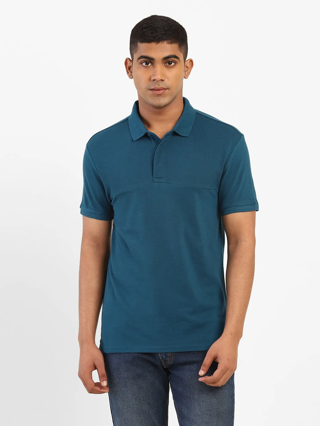 Sporty Look Men's Solid Polo T-shirt