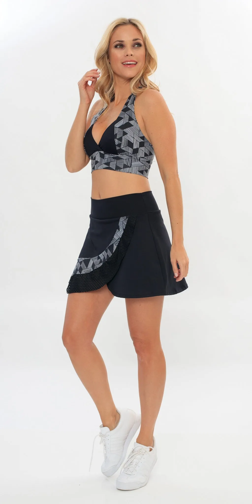 Casino Sports Bra Breathable mesh panel Muscle Support