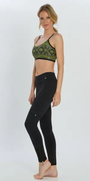 Challenge Bra Cropped fit seams
