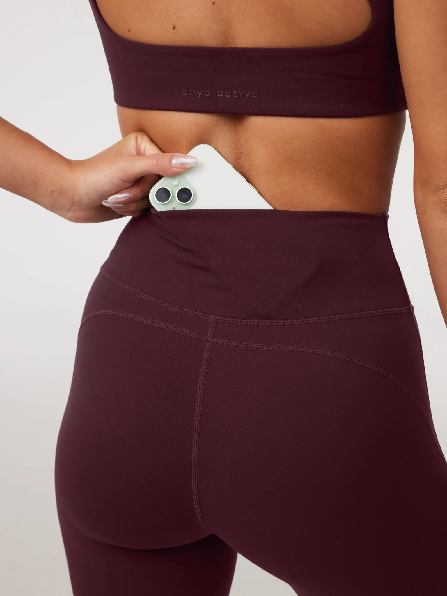 Contour Classic Leggings (Full 24") in Sister Travel Outfit Beginner Level