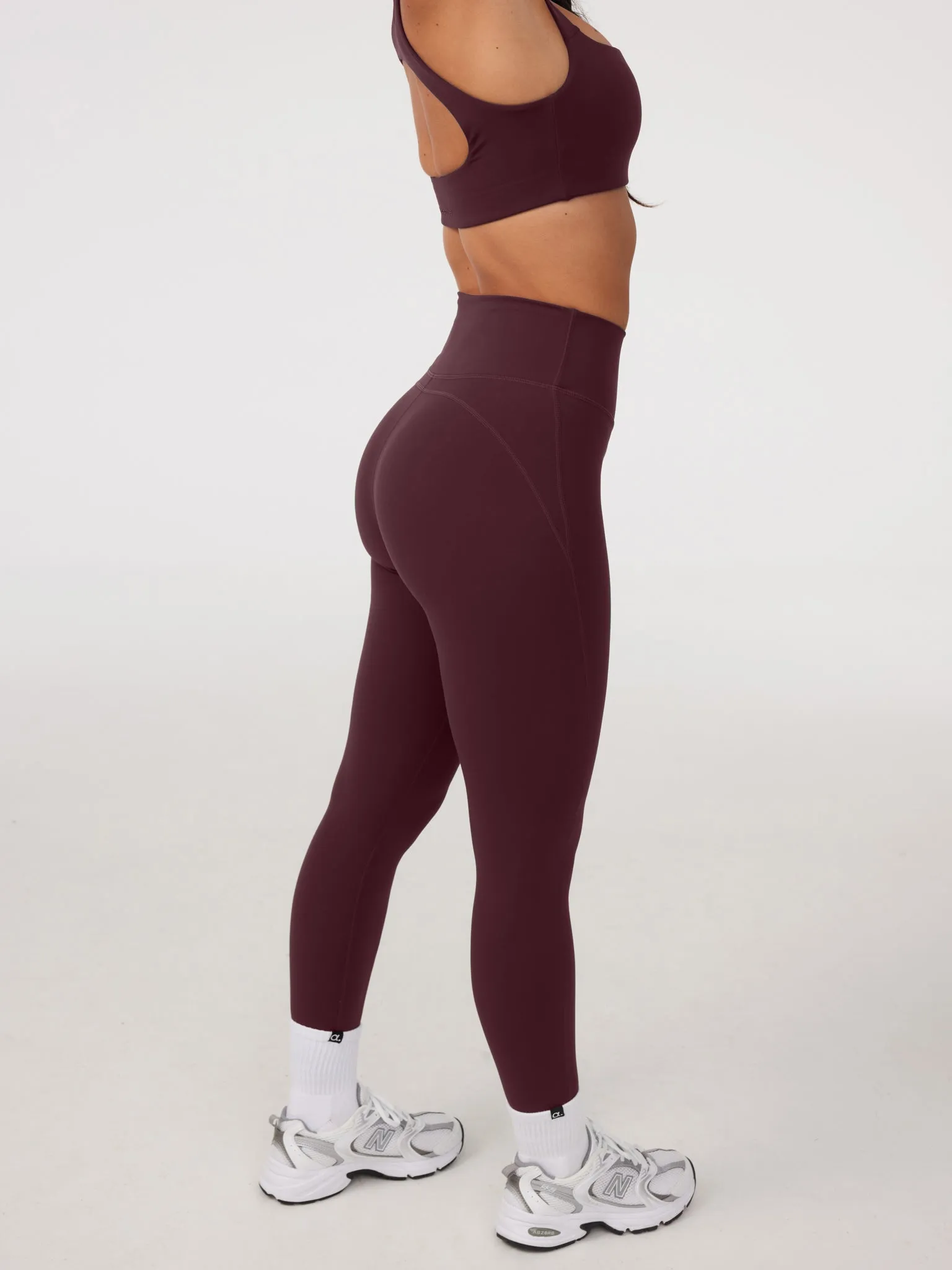 Contour Classic Leggings (Full 24") in Sister Moisture Wicking Active Lifestyle Morning Jog Outdoor Lover