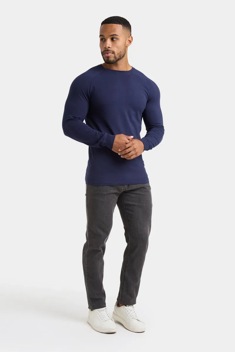 Comfy and Versatile Athletic Fit Long Sleeve T-Shirt in Navy