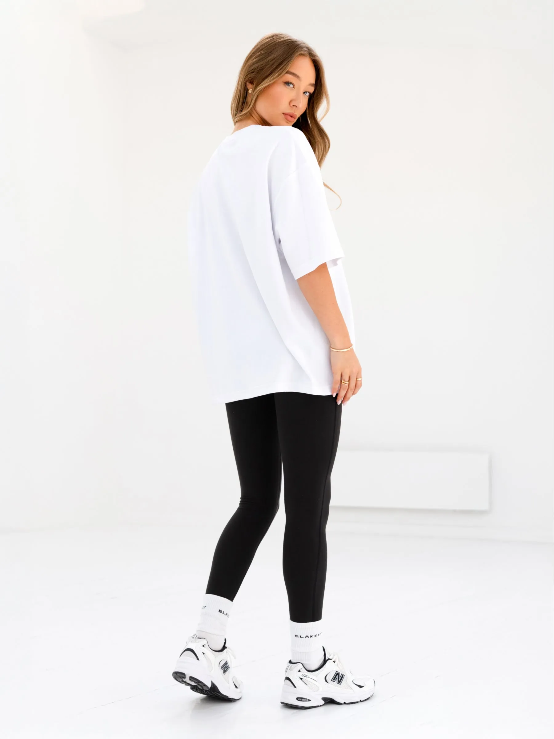 Casual Fashion Melrose Ultra Oversized T-Shirt - White & True Navy