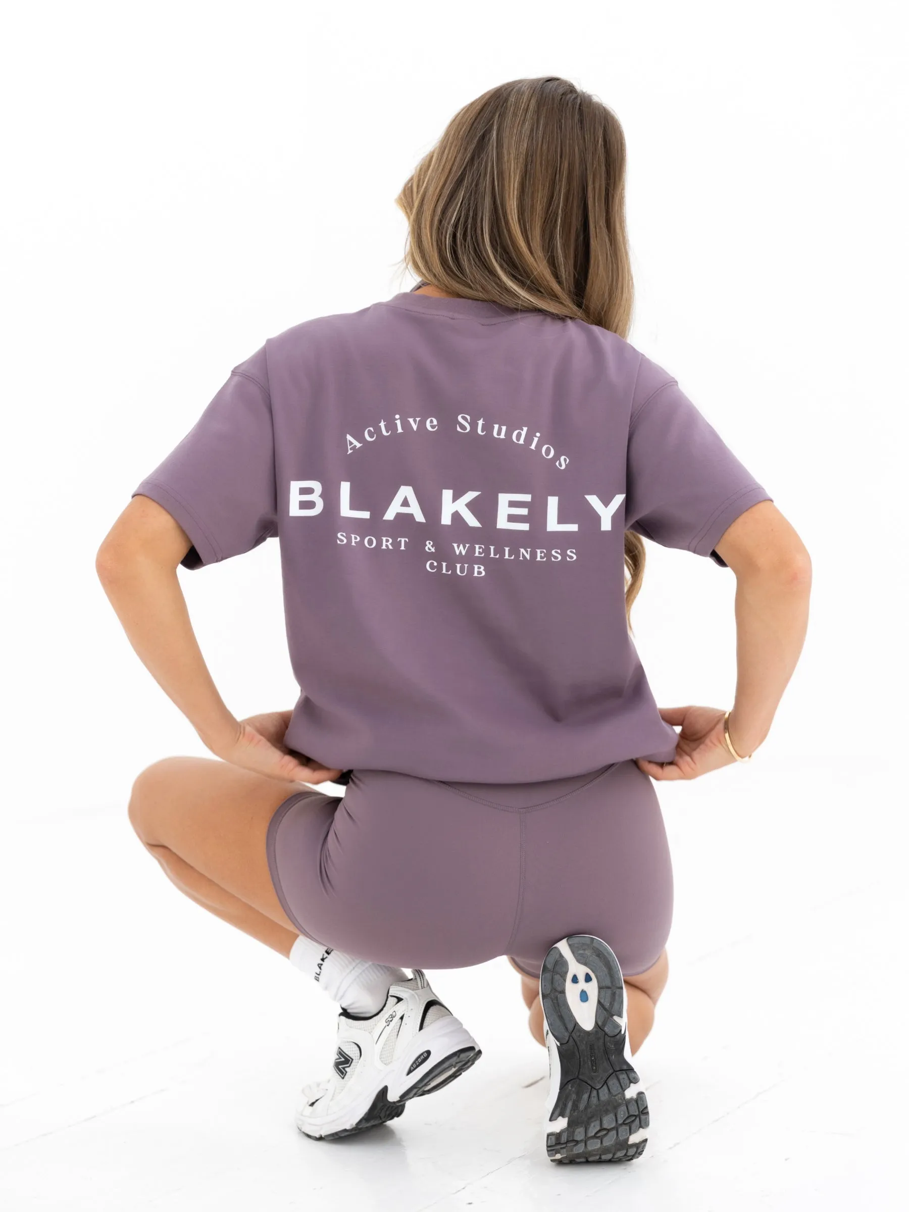 Curved Active Studios Oversized T-Shirt - Grape Hypoallergenic fabric Fresh Look