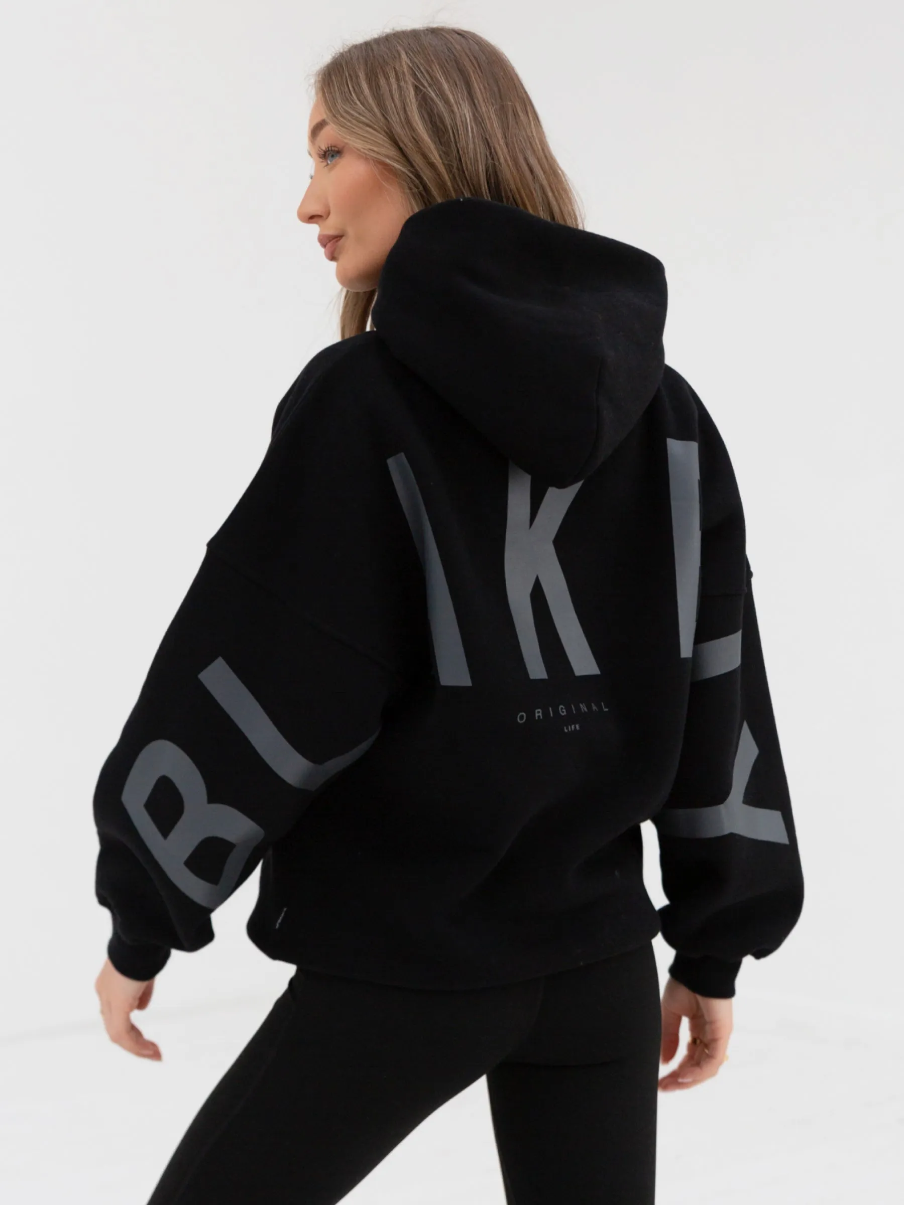 Casual Fashion Zip Pocket Tonal Isabel Oversized Hoodie - Black