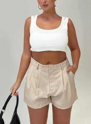 Seize The Day Shorts Beige Farm Glow Travel Light