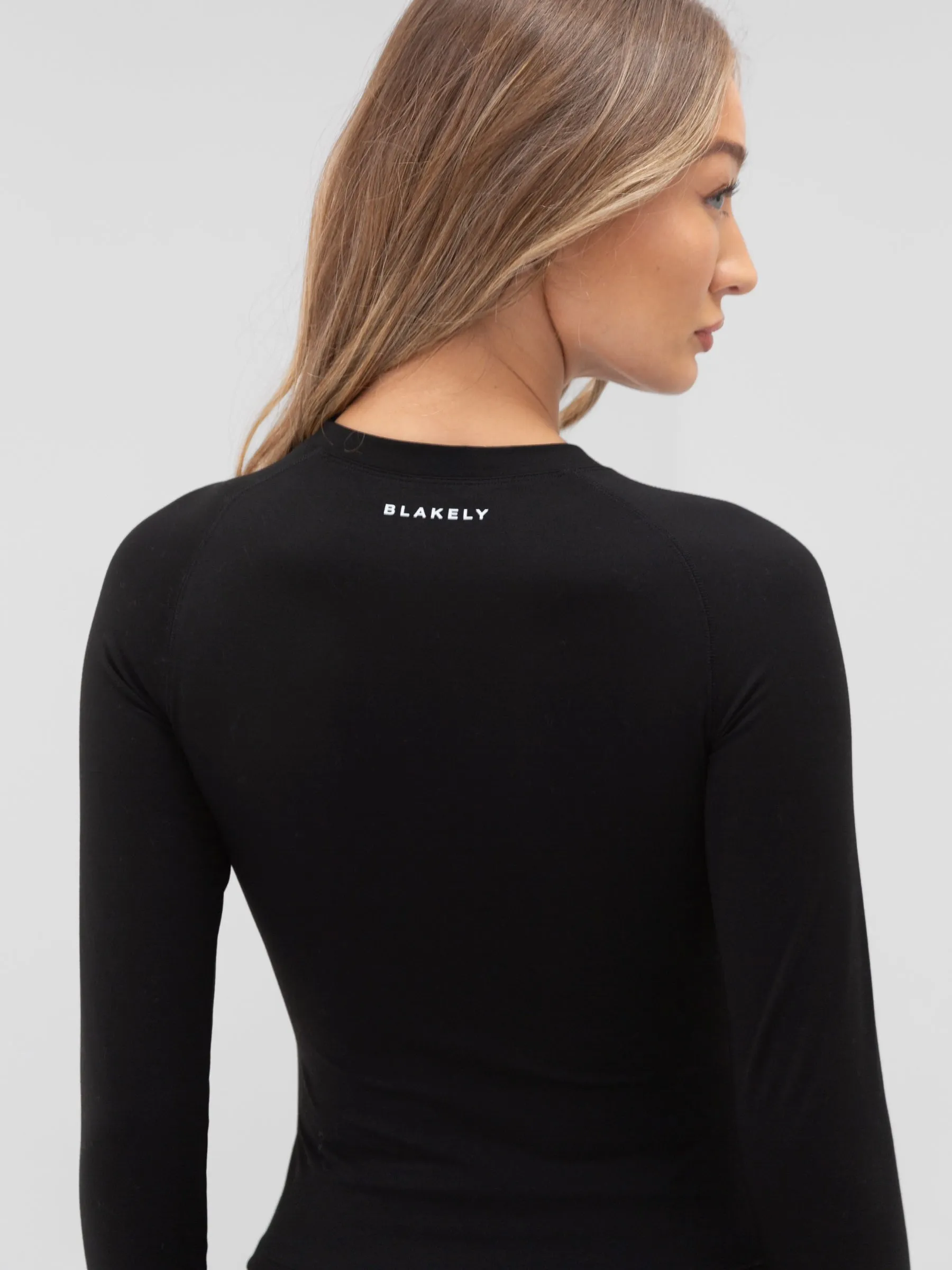 Ribbed Collar Trim Apex Pro Long Sleeve Top - Black