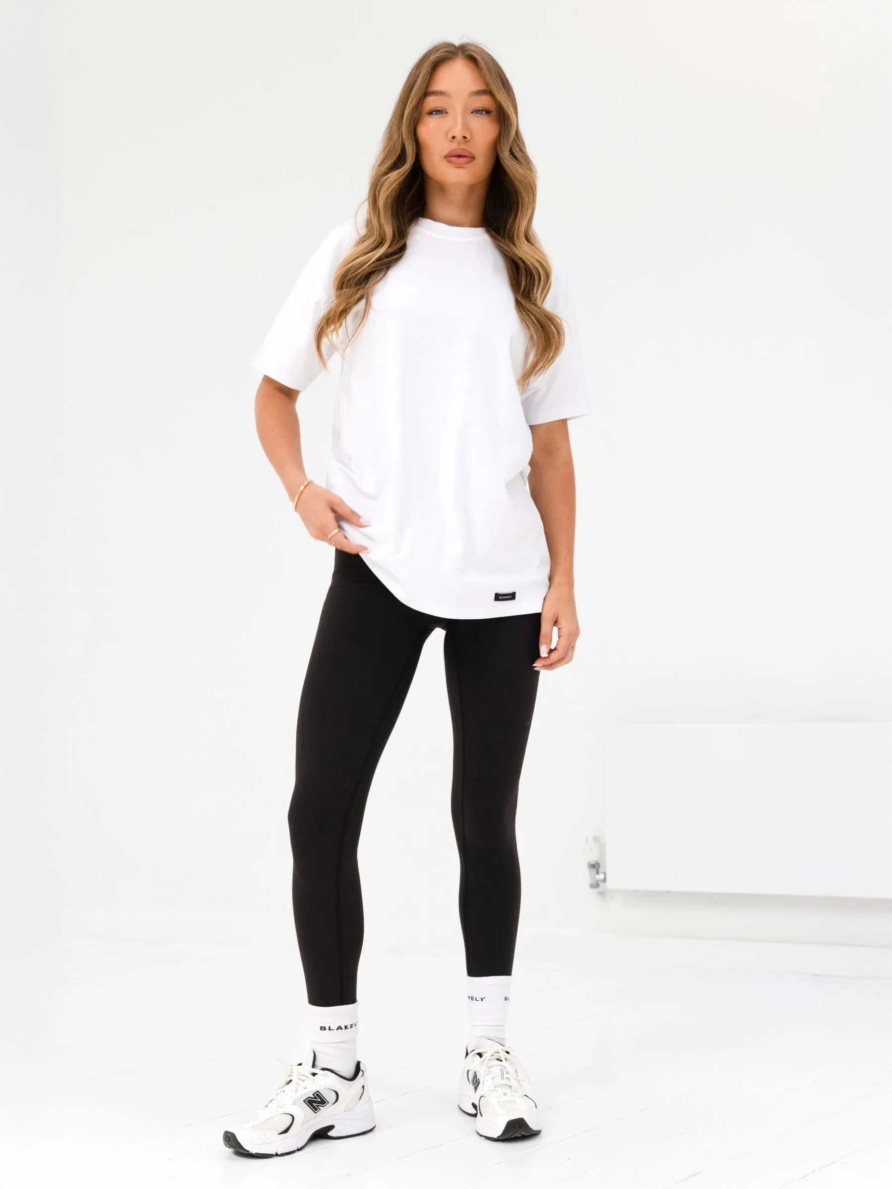 Olivia Oversized T-Shirt - White Chic Casual Wear