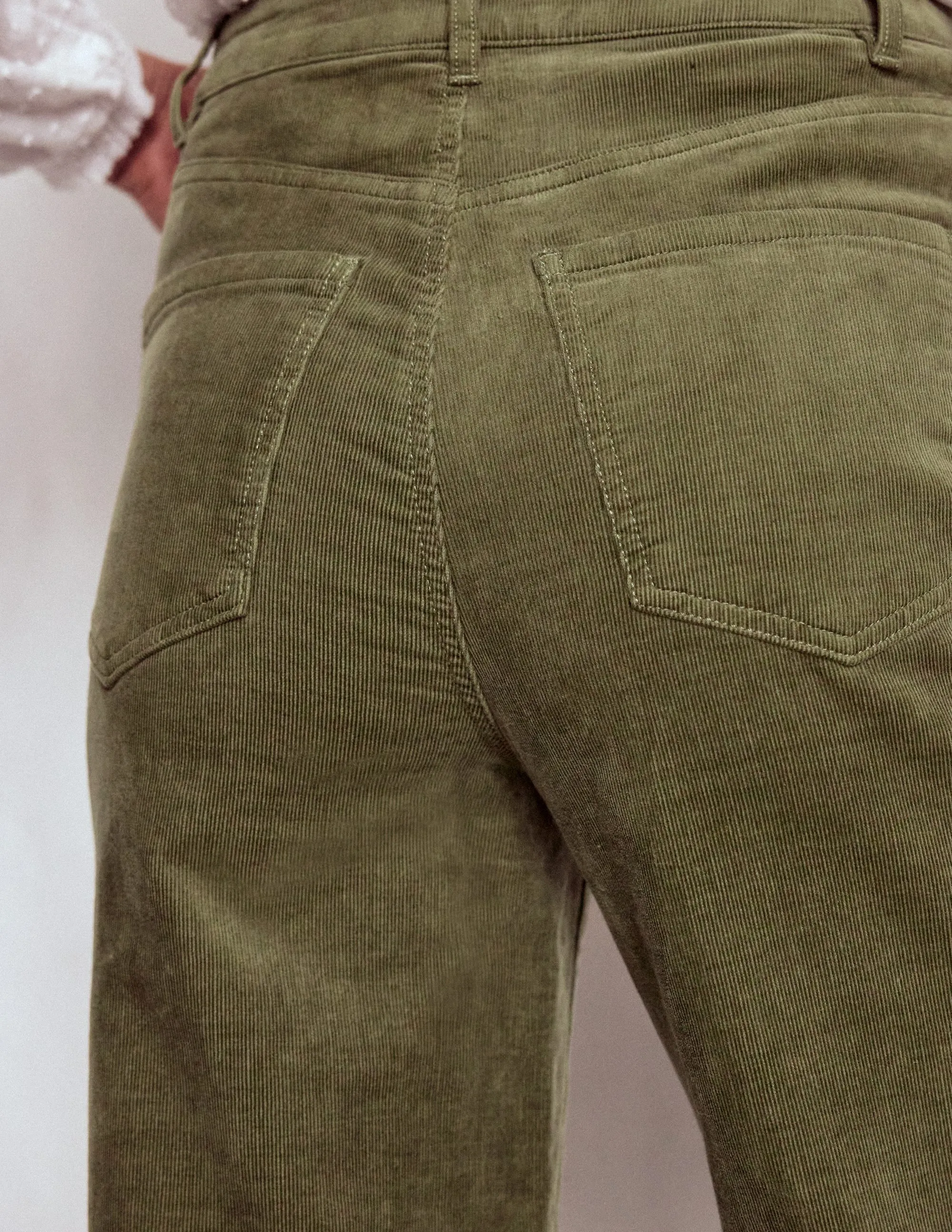 Sharp Finish 5-Pocket Cord Column Jeans-Green