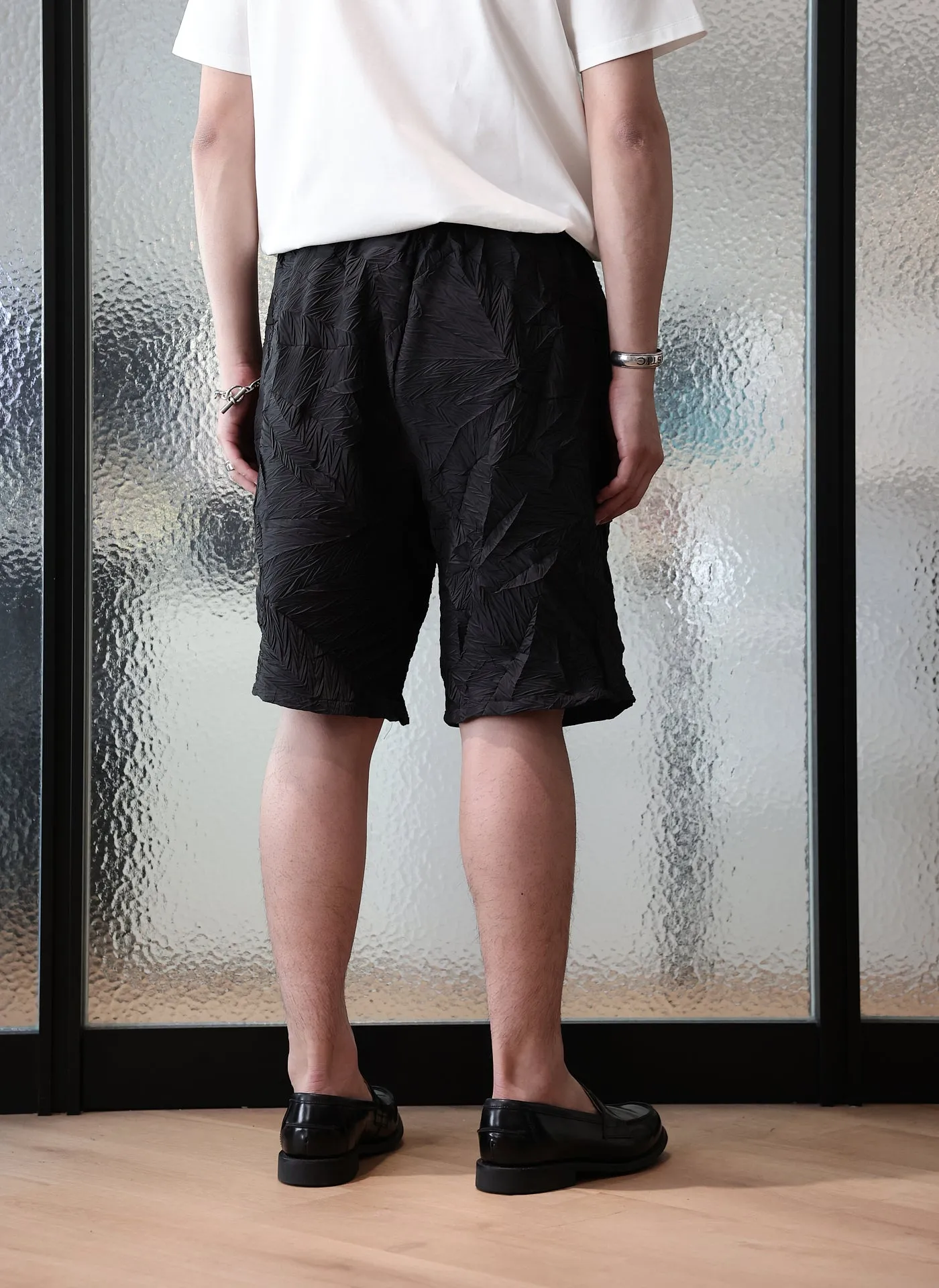 Travel Core Distort Pleats Polyester Shorts
