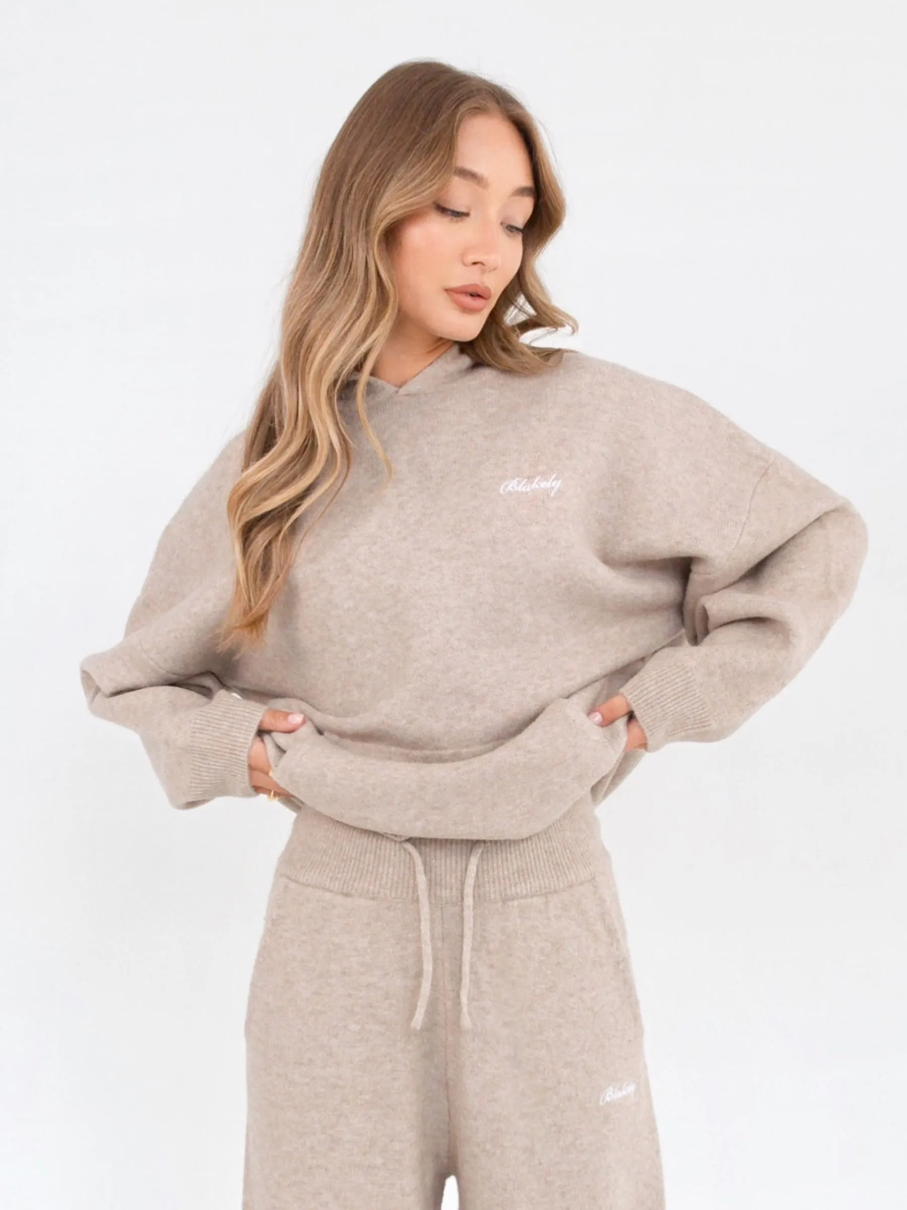 Oversized Knitted Hoodie - Toasted Taupe Travel Apparel City Wear Style