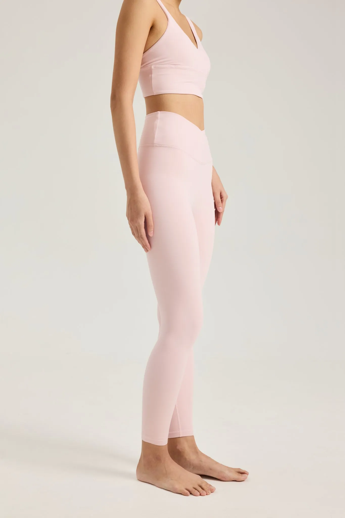 Abrasion resistant Dance Practice Fitness Lover V Leggings (Full 24") in Sweetie