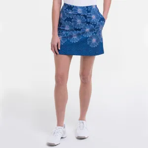 17 1/2 IN TEXTURAL PRINT SKORT Relaxed Style Playful design piece