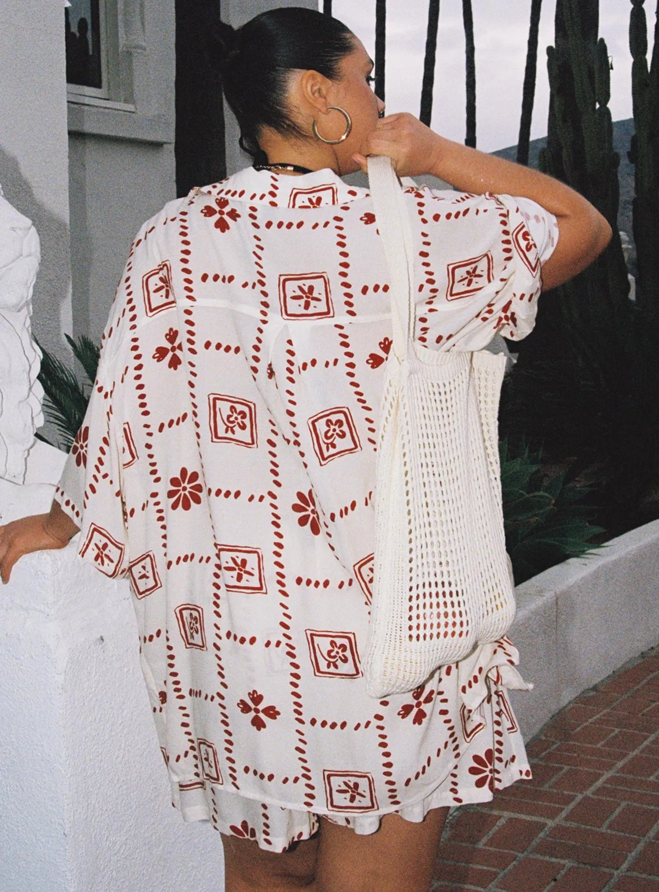 Hero Glow Resortella Set White / Red Curve