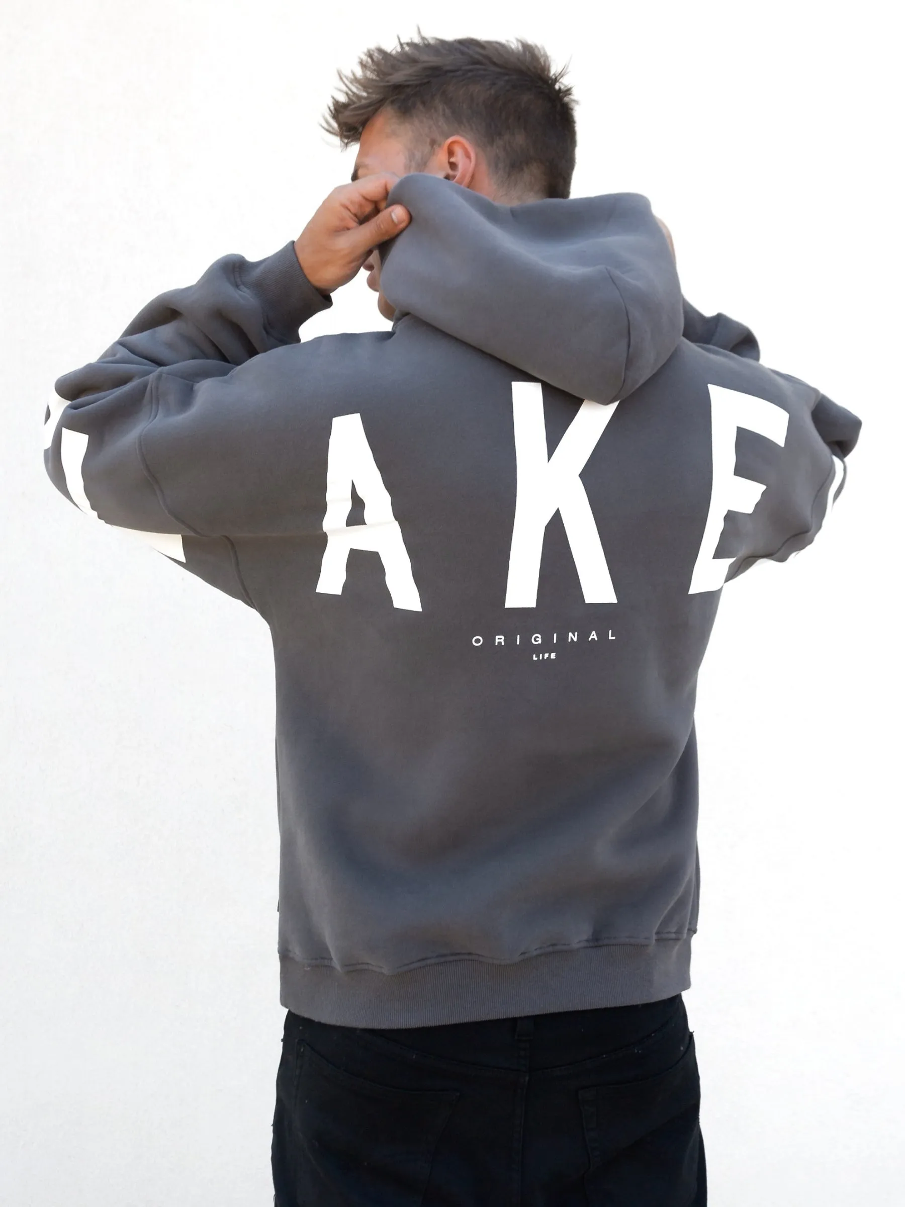 Idris Oversized Hoodie - Charcoal Temperature control Canadian style