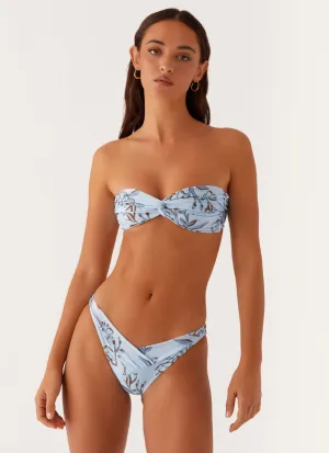 Anti Bacterial Finish Elastic Free Edges Delta Bandeau Bikini Top - Blue Floral Print