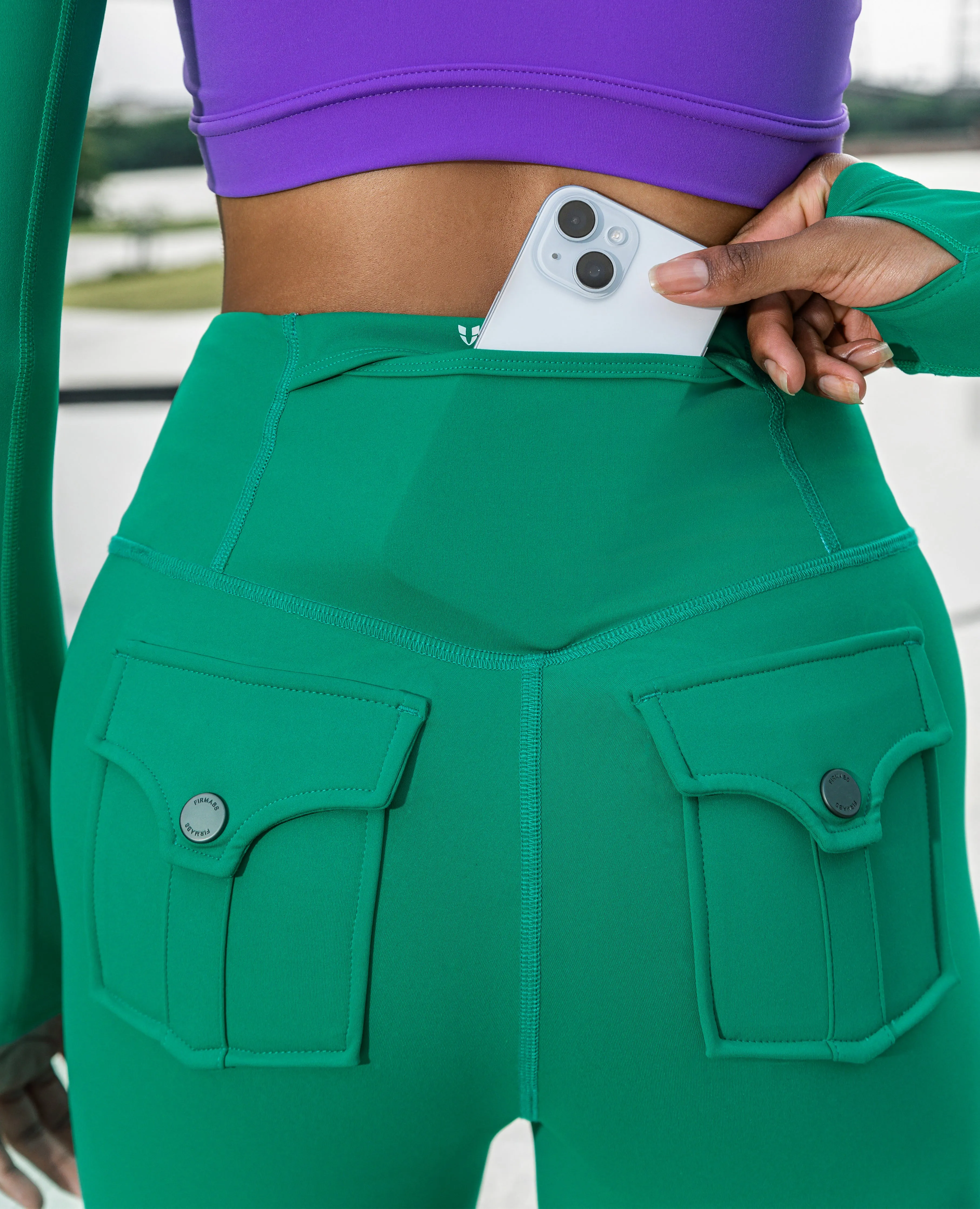 Powerful Belted Cargo leggings - Green Stretch Fit Yoga Class