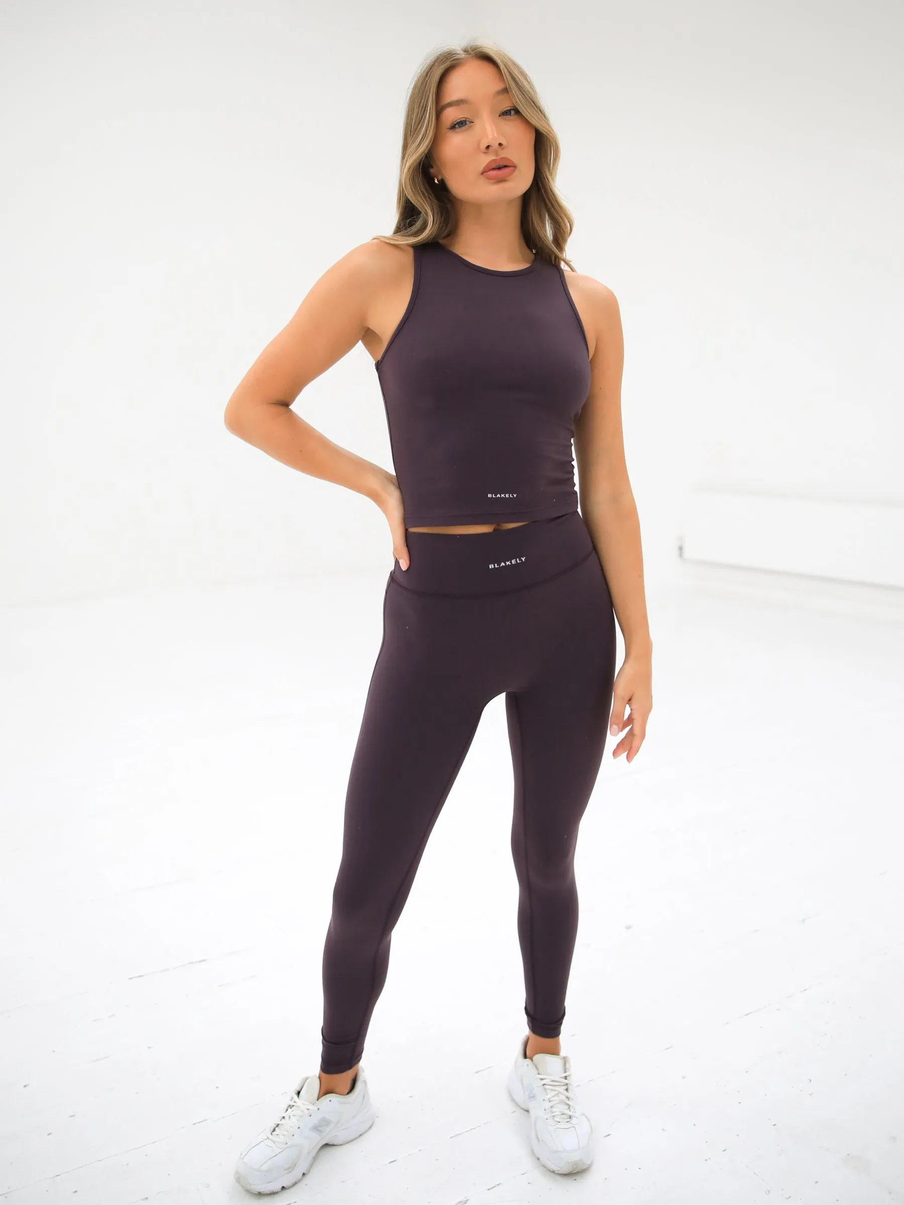Petite Size Daily Routine Quick Dry Minimalist Style Ultimate Soft Lifestyle Leggings - Plum