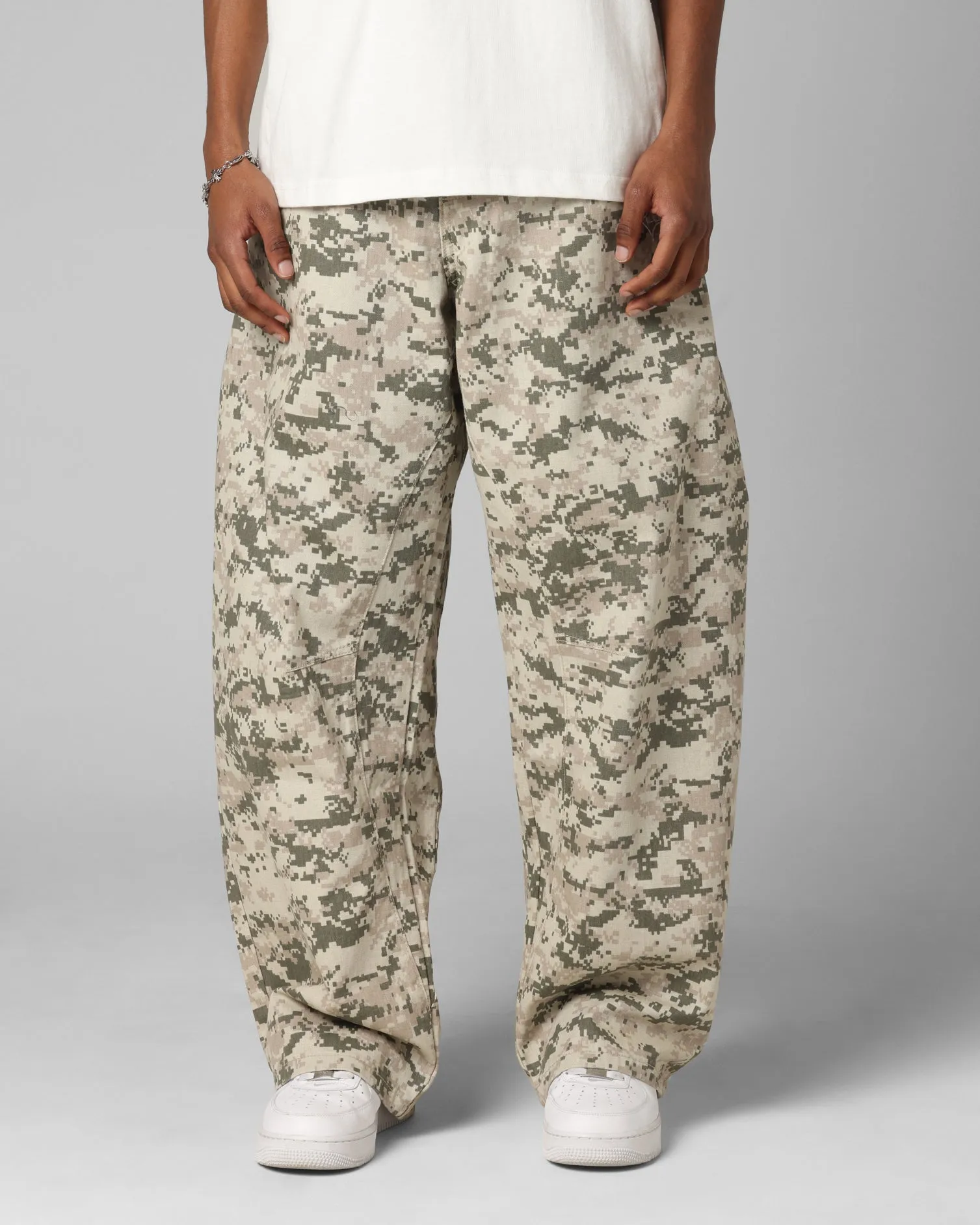 Gym Ready Slim Teen Outfit Loiter F-16 Balloon Jeans Digi Camo