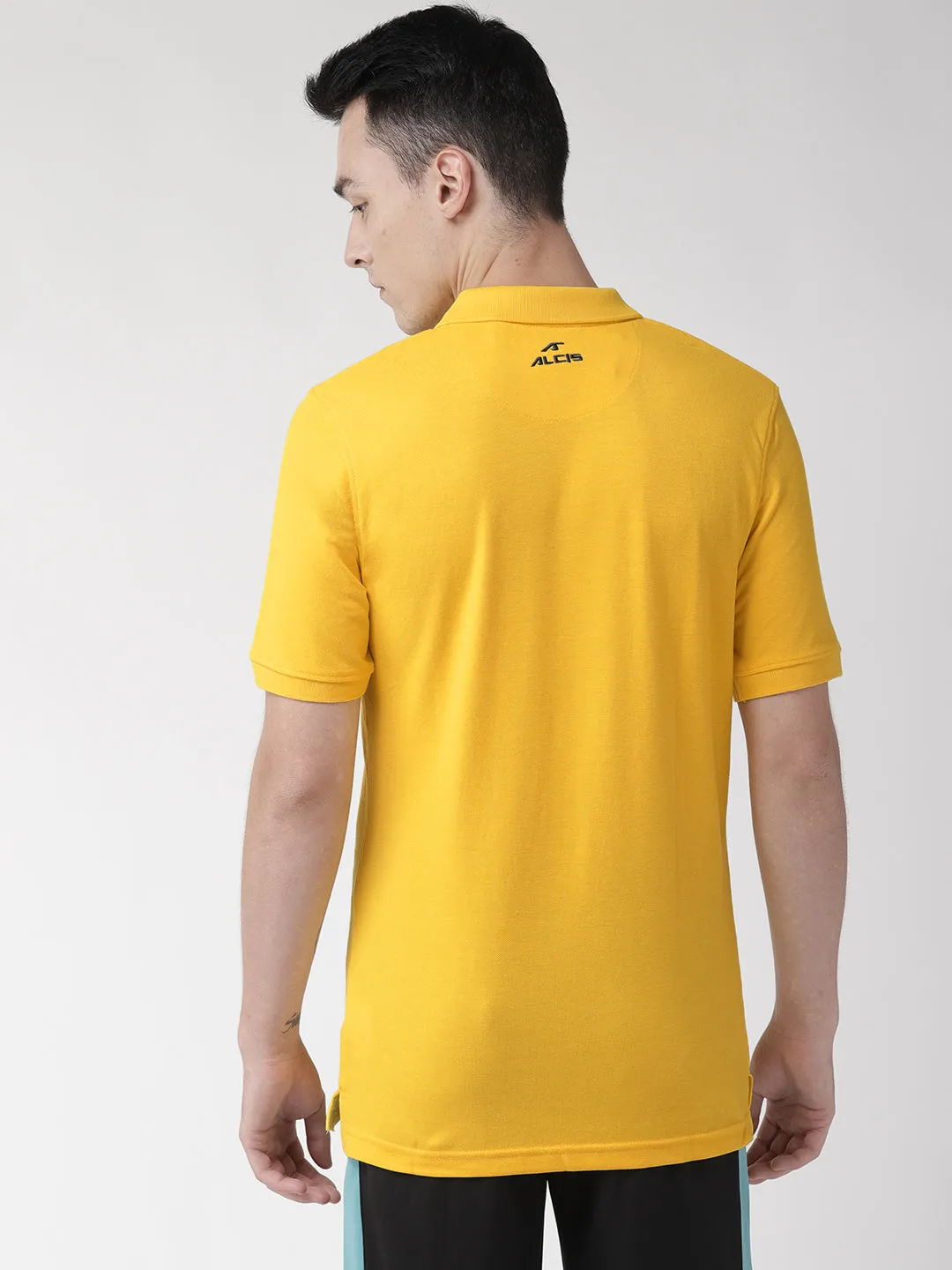 Bound Edge Detailing Spring Collection Alcis Men Solid Yellow Tshirts