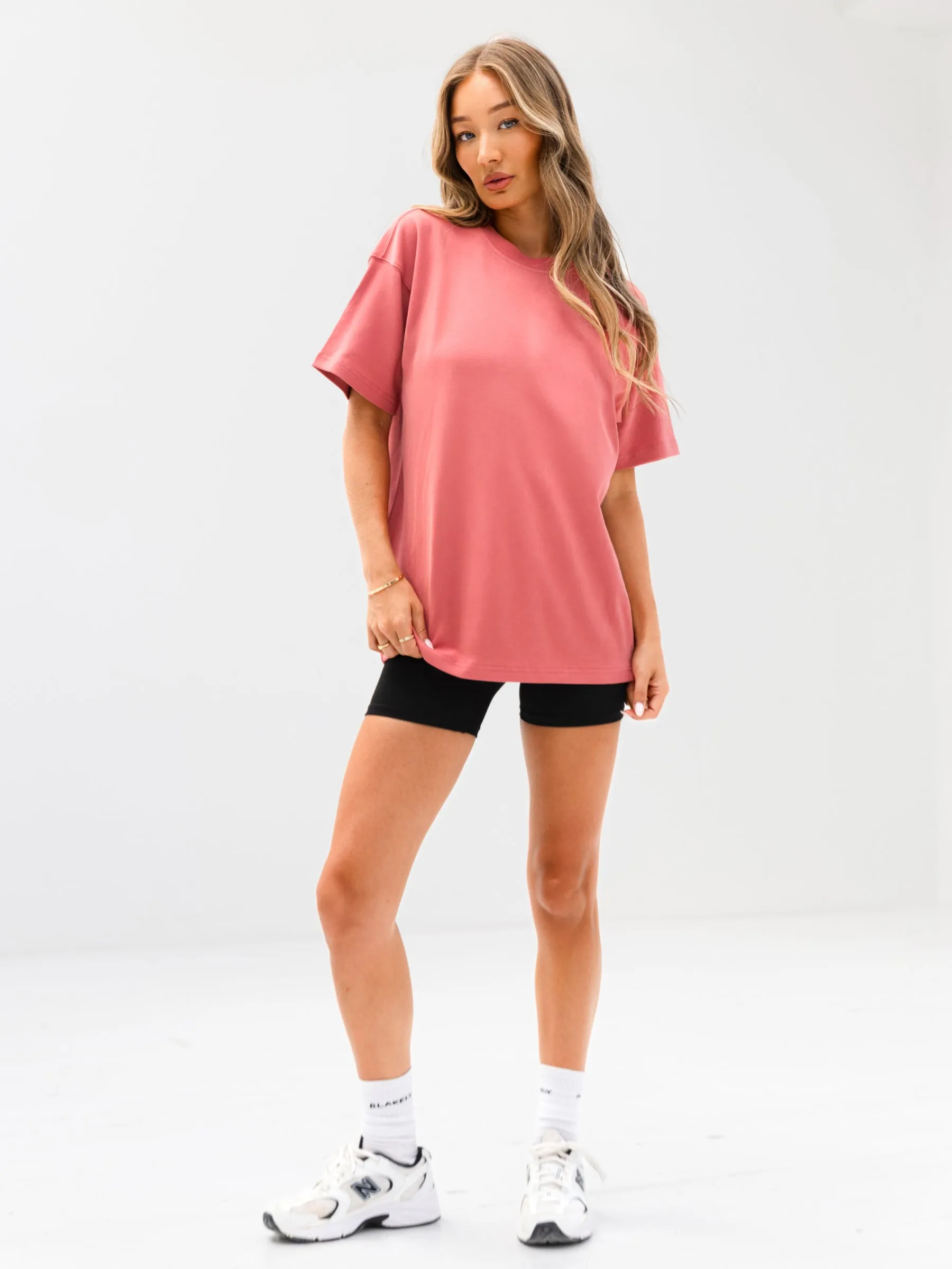 Isabel Oversized T-Shirt - Sunrise Coral Chic Casual Wear
