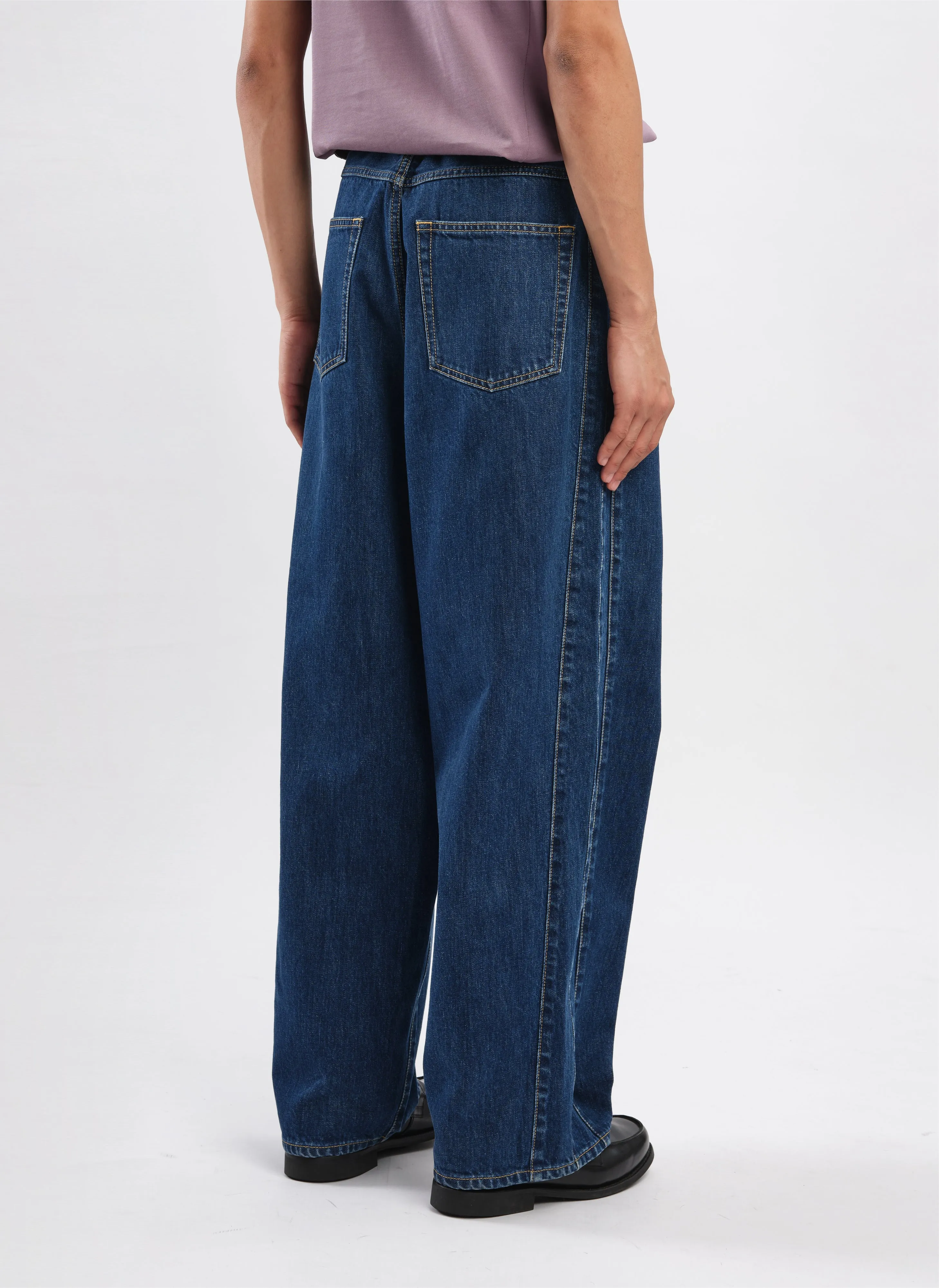 Desk Style MoistureManagement Technology Cotton Denim Jeans