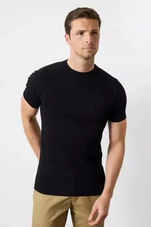 Athletic Fit T-Shirt in Black hypoallergenic material Comfortable Stretch