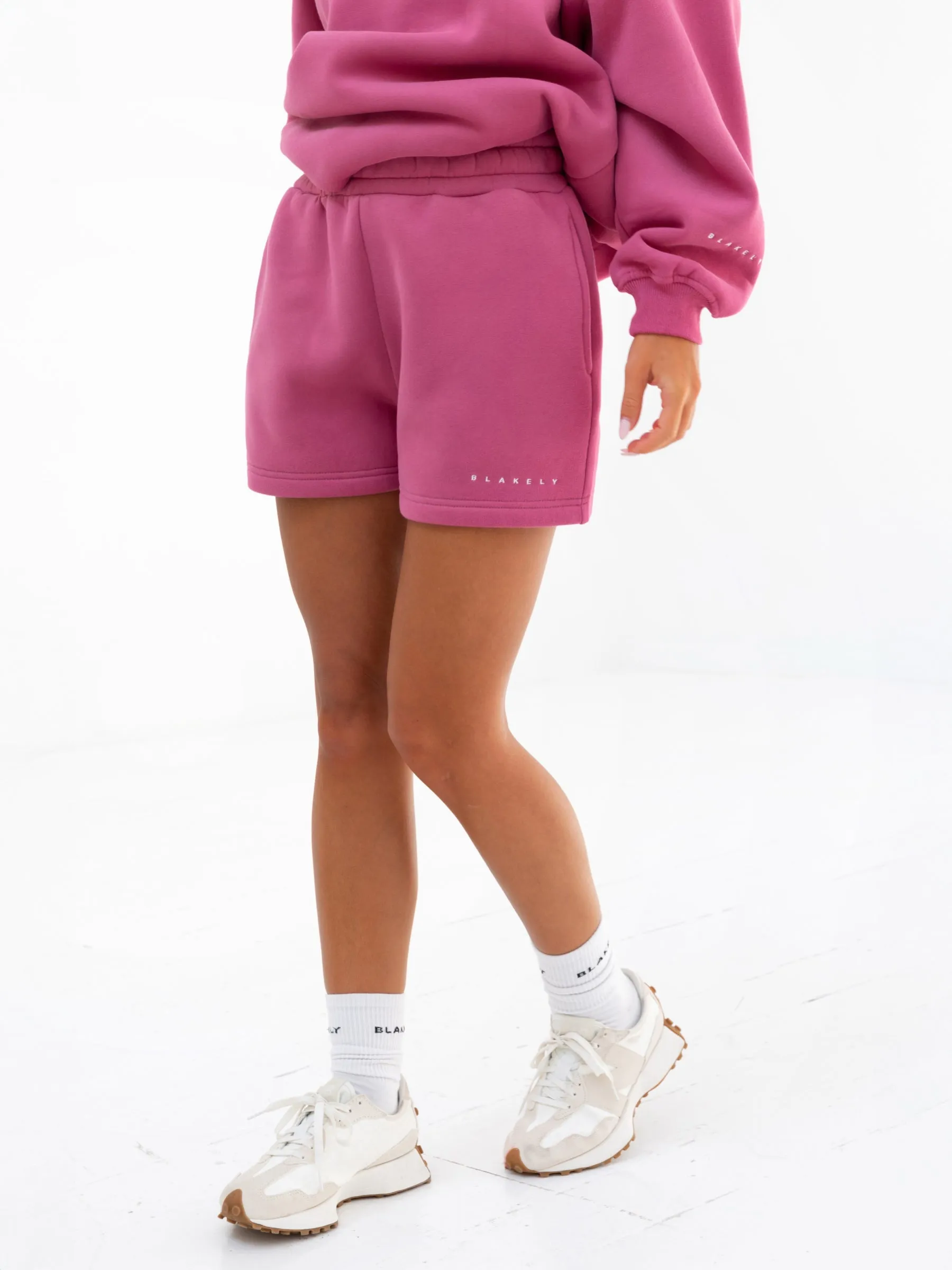 Simple Style Secure Closure System Isabel Jogger Shorts - Hot Pink
