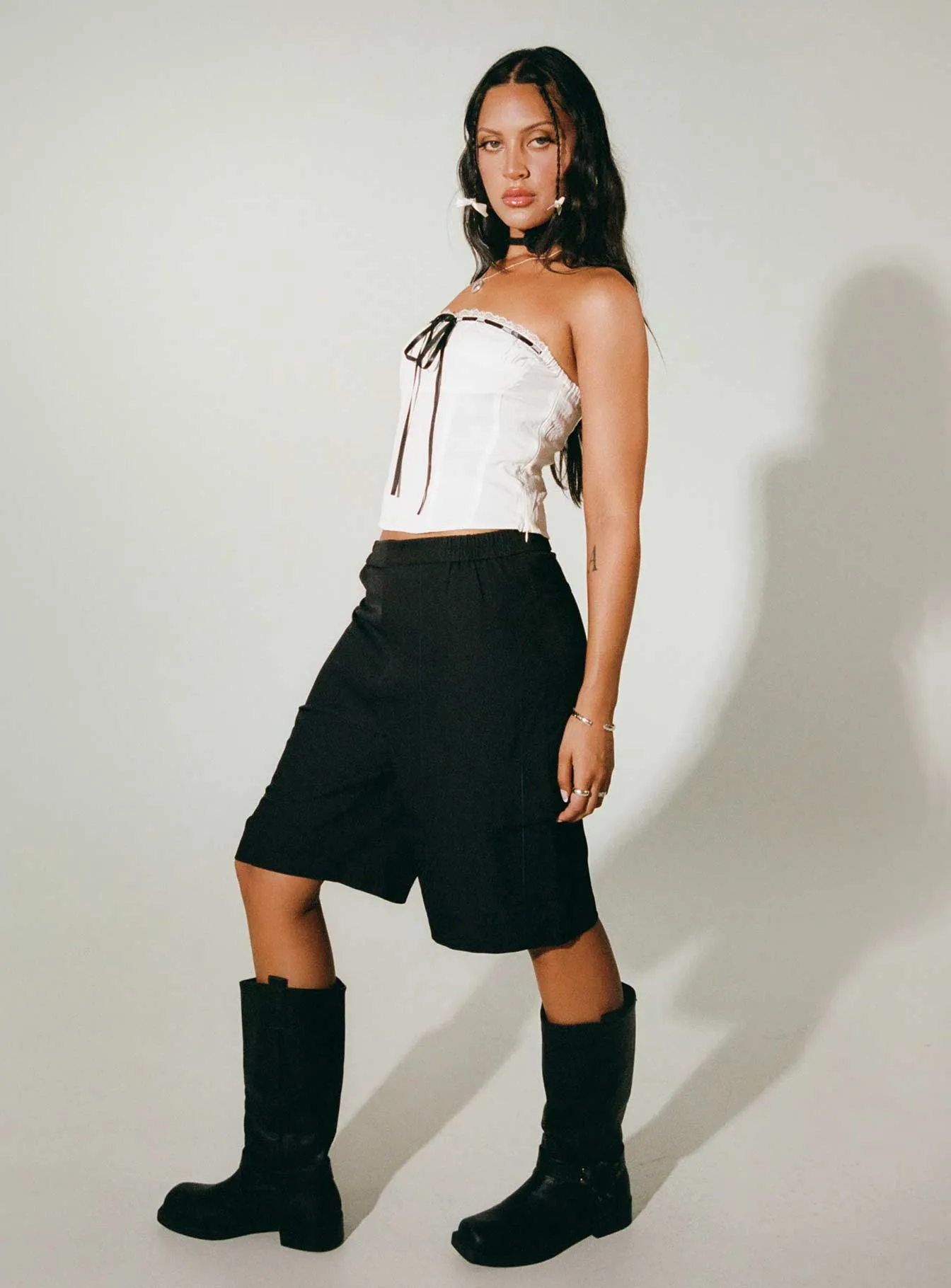 Ventilated Back Panel Gentle Glow Mako Cargo Shorts Black