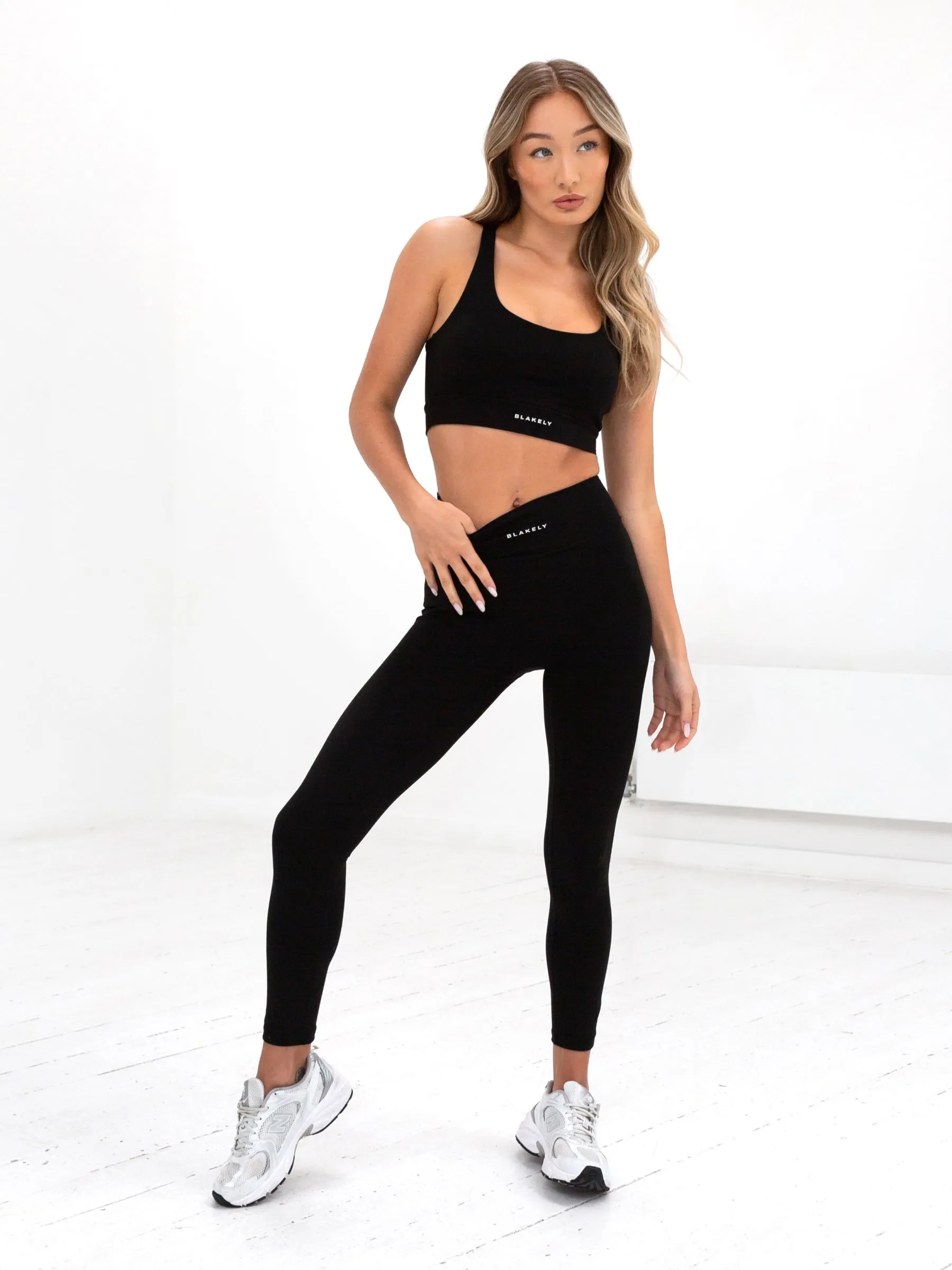 Ultra Flex Luxury Choice Weekend Trip Ultimate Active Leggings - Black