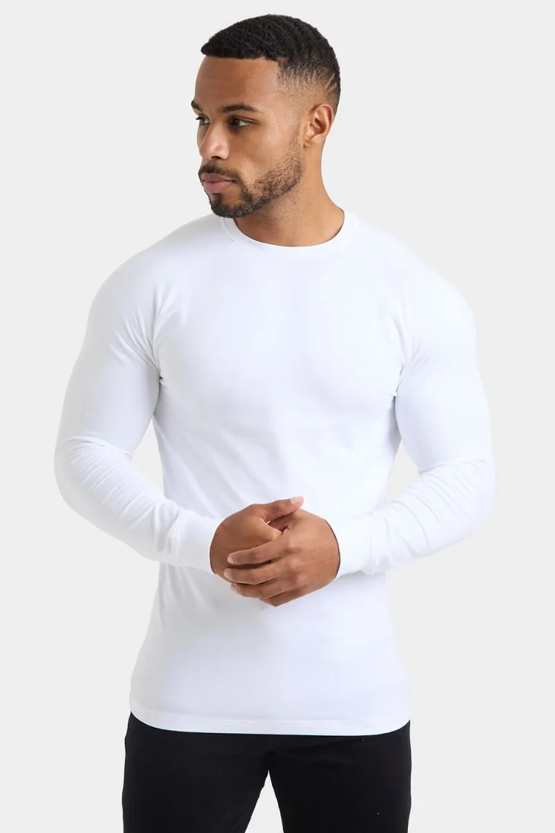 Athletic Fit Long Sleeve T-Shirt in White Vintage Wash Effect