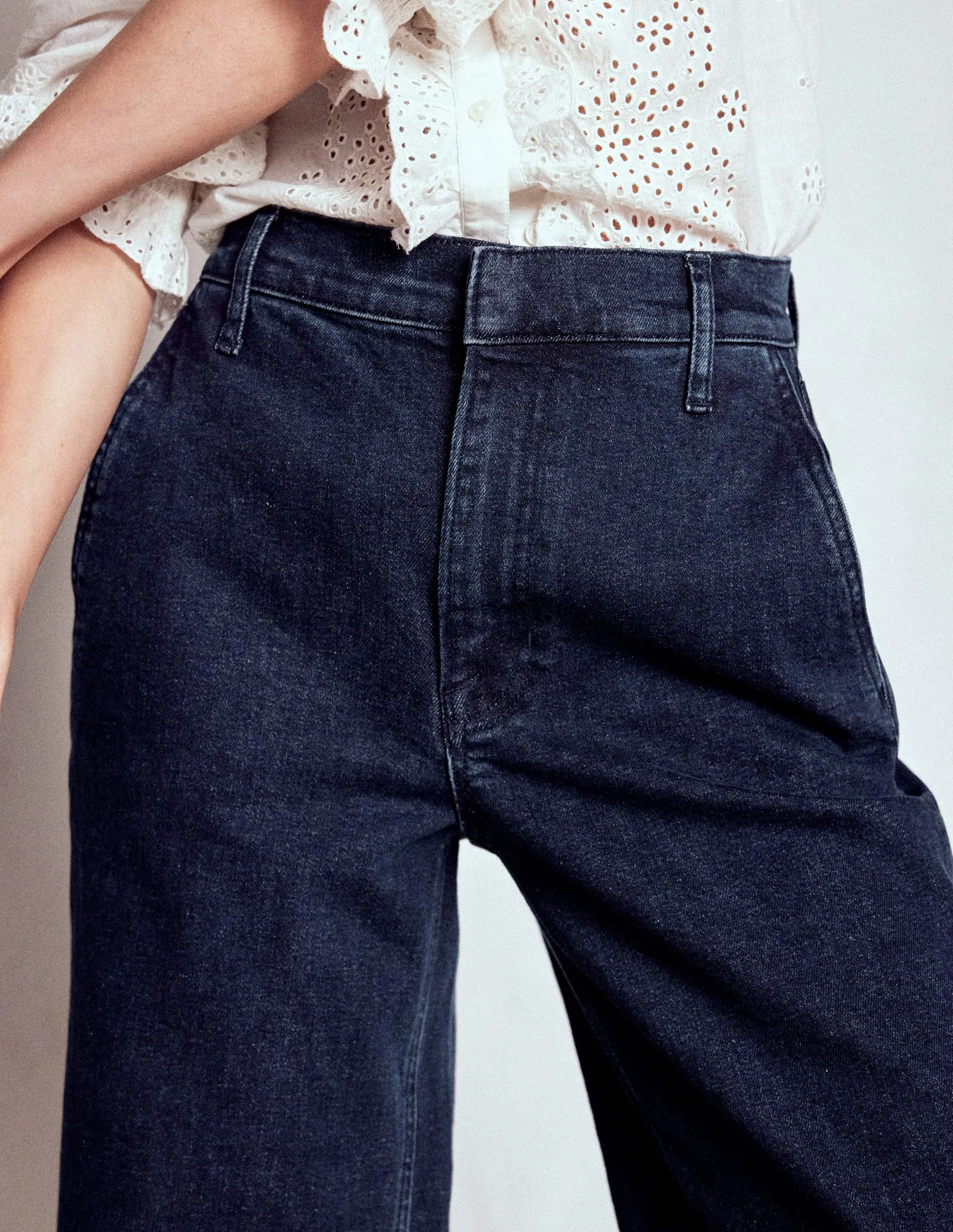High Quality Classic Wear Earthy Reinforced Stitching High Rise Clean Wide Jeans-Dark Vintage