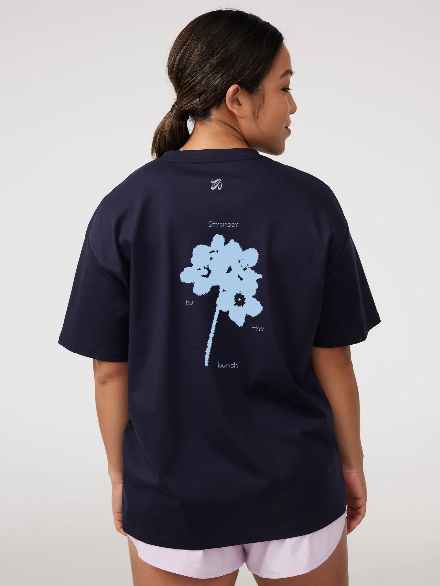 Pilling Resistant Finish City Smart Look Graphic Oversized Tee in Ocean (Stronger)